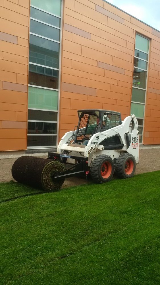 Blue Diamond® Skid Steer Sod Roller - Heavy Duty Lawn Roller for Landscaping, Golf Courses & Sports Fields | Perfect for Smoothing & Compacting Soil, Grass Seedbed Preparation & Turf Installation