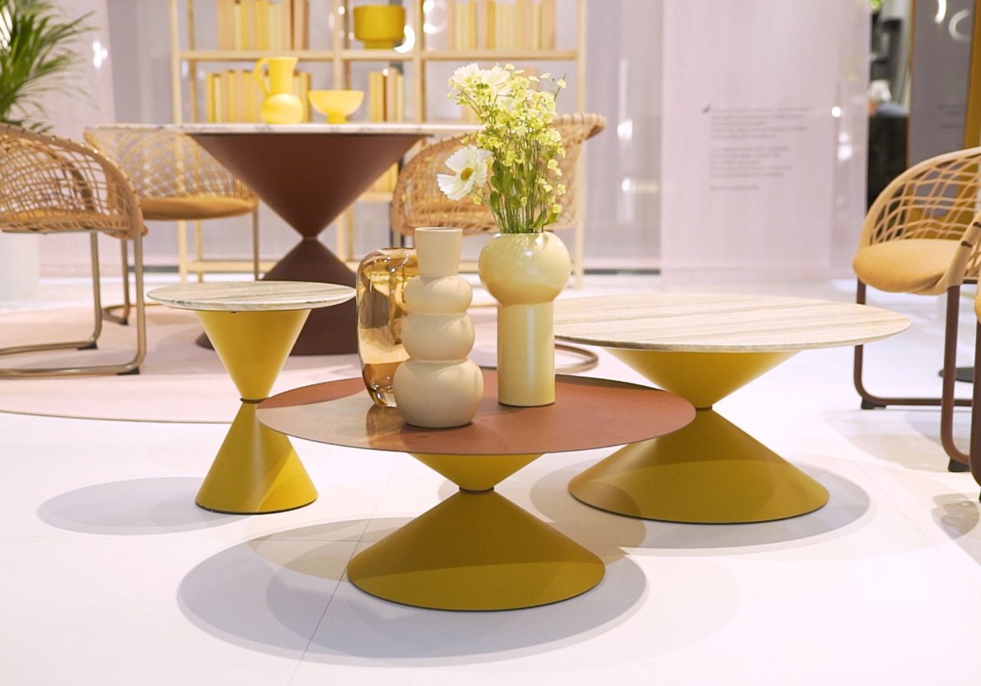 Modern Midj Clessidra Coffee Table - Sleek Glass Top & Sturdy Metal Base for Living Room, Lounge, or Office Decor