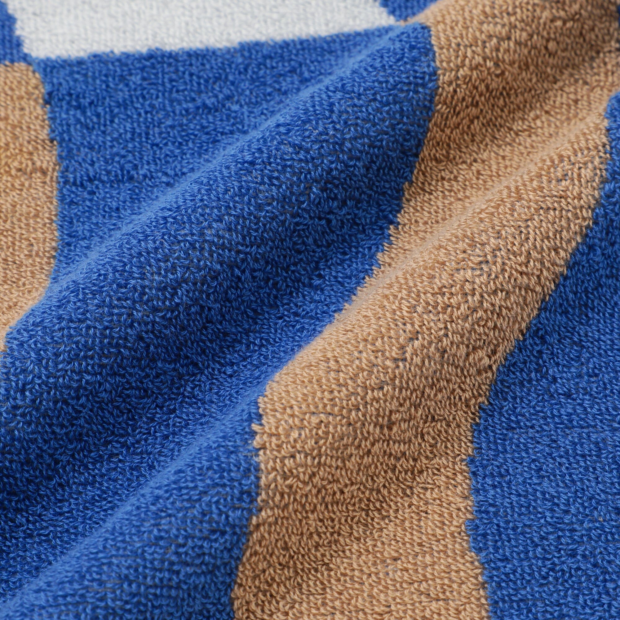 Antibacterial & Deodorizing Wave Pattern Art Bath Towel - Soft, Absorbent & Quick-Drying for Spa, Beach & Luxury Bathroom Decor