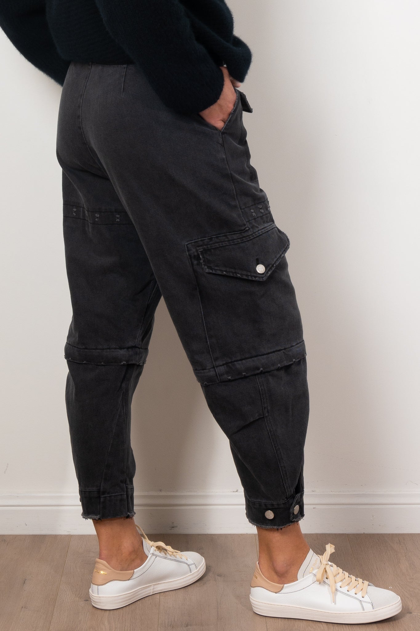 M.A. Dainty Trucker Jean - Women's High Waisted Distressed Denim Jeans for Casual Wear & Street Style Outfits