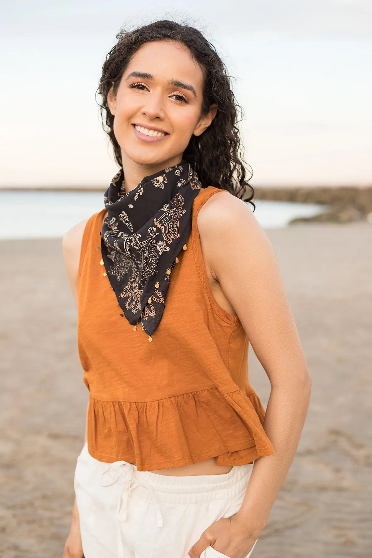 Stylish Paisley Print Bandana for Women & Men - Fashionable Cotton Scarf for Outdoor, Music Festivals & Everyday Use