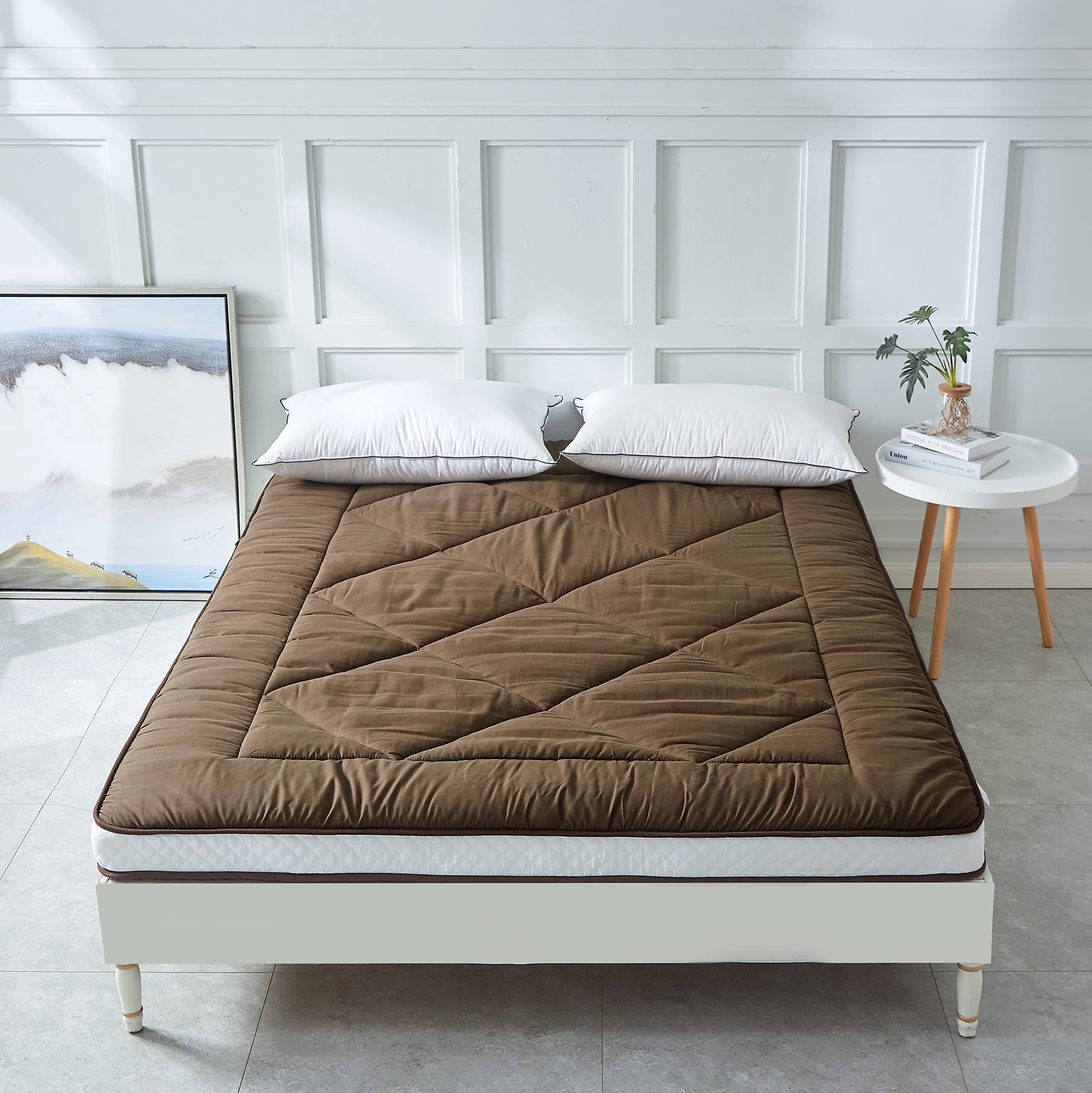 Japanese Floor Mattress Futon - Thick Foldable Sleeping Pad for Adults, Portable Roll Up Camping Mattress - Queen Size Coffee Brown - Perfect for Guest Beds, Dorm Rooms & Outdoor Adventures