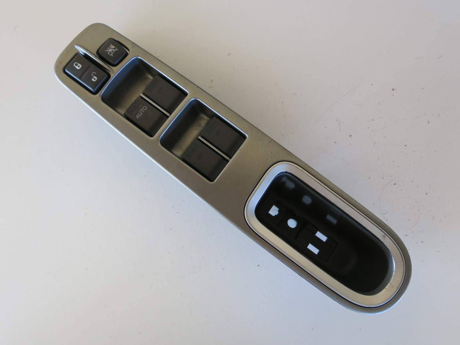 Subaru Door Window Switch Panel - 83071XA00A Replacement Part for Subaru Vehicles | Power Window Control Switch Assembly | Perfect for Subaru Forester, Outback, Legacy, Impreza Models | Easy DIY Installation for Home Mechanics