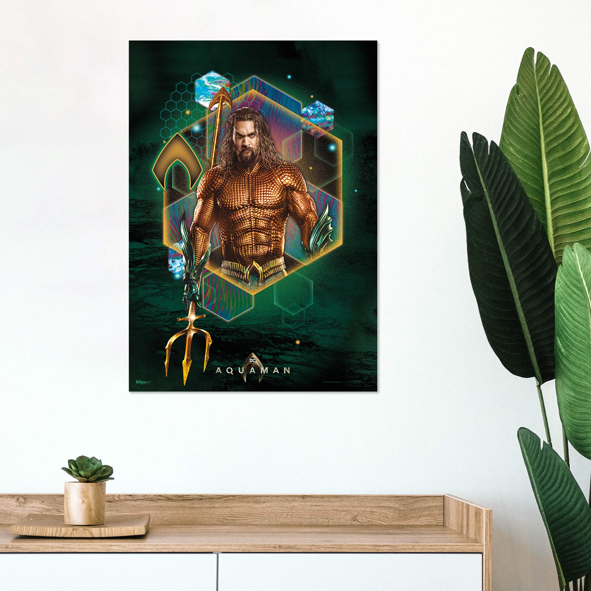**DC Comics Aquaman Wall Art - 17” x 24” Durable Atlantis Themed Poster Featuring Arthur Curry & Jason Momoa - Officially Licensed Collectible - Perfect for Home, Office, or Superhero Fan Decor**