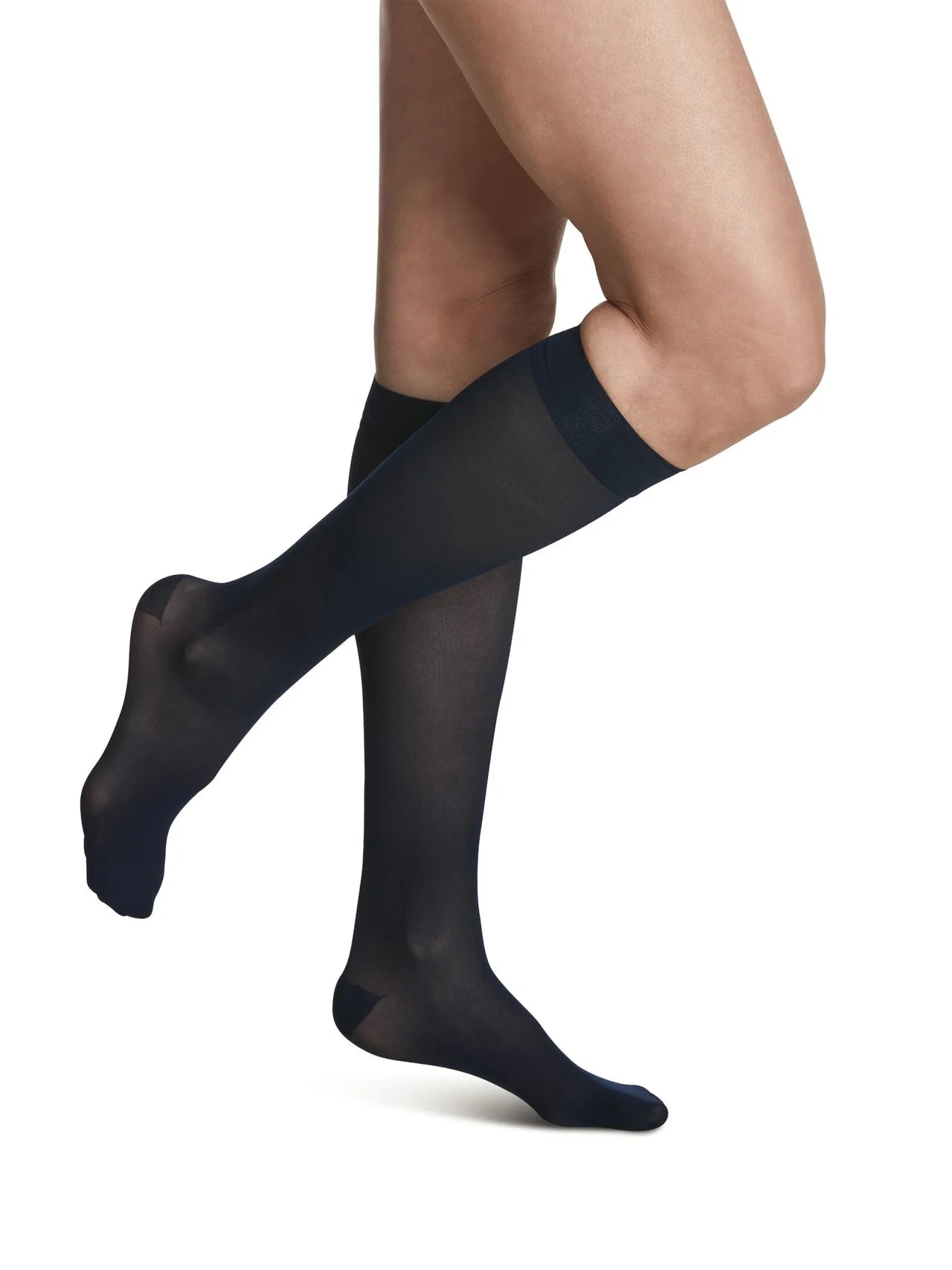 Sigvaris Style Medium Sheer Calf 20-30 mmHg Women's Closed Toe Compression Stockings - Perfect for Travel, Pregnancy & Varicose Vein Relief