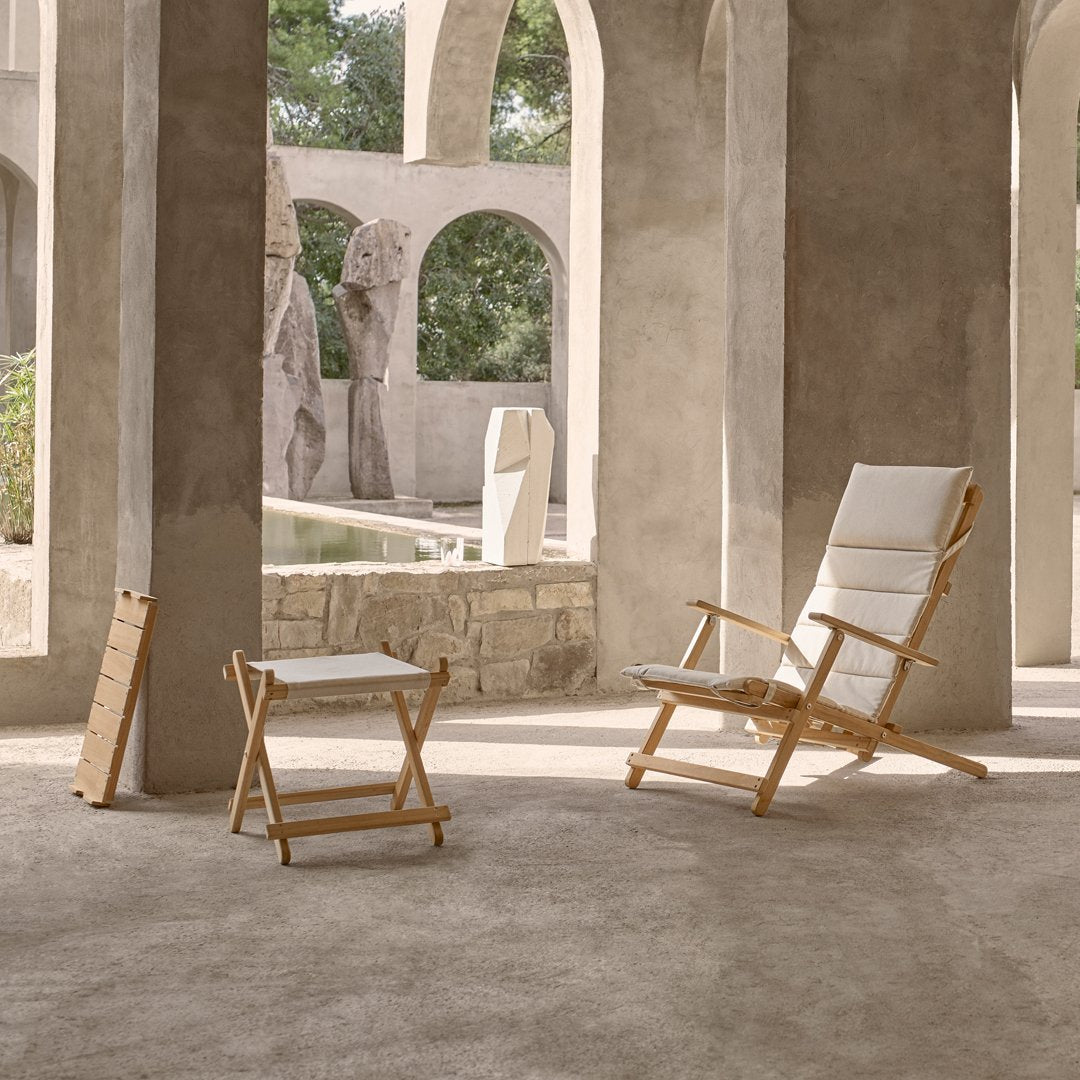 BM5568 Outdoor Deck Chair - Durable & Comfortable Patio Furniture for Poolside, Garden, and Backyard Relaxation