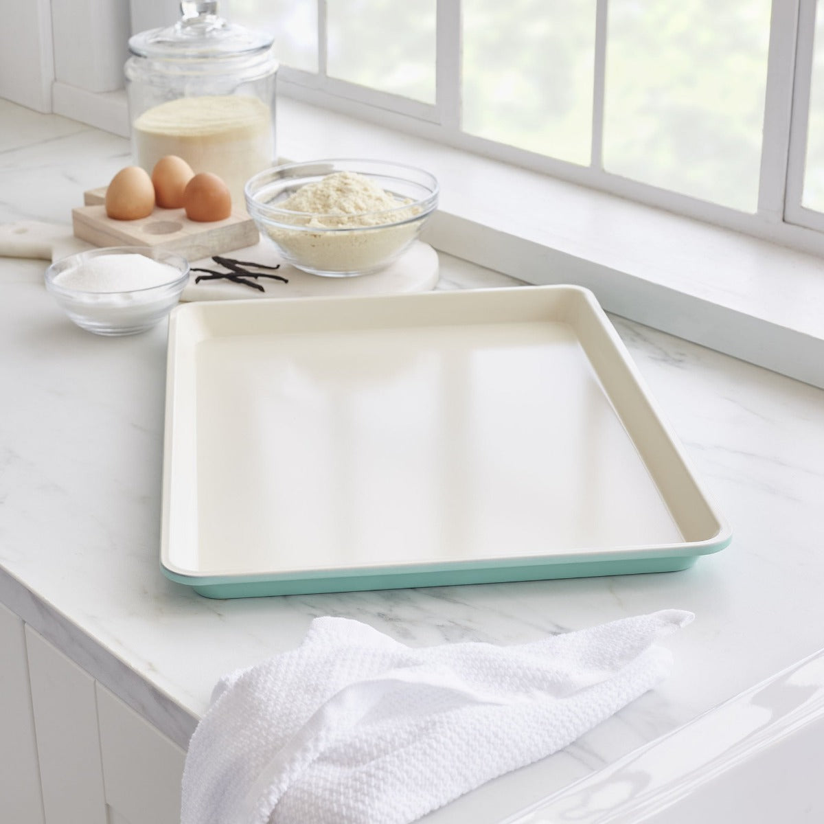 GreenLife Ceramic Nonstick 18 x 13 Cookie Sheet - Eco-Friendly Baking Pan for Cookies, Roasting & More | Turquoise | Perfect for Home Baking, Holiday Treats & Family Gatherings