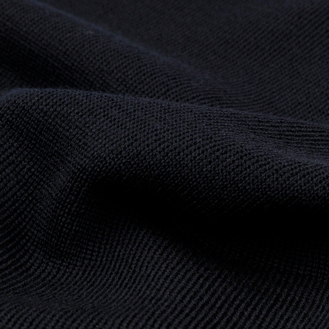 Luxury Merino Wool Knit Scarf for Women & Men - Soft Winter Cashmere-Like Wrap by Lierys - Perfect for Cold Weather, Office, Travel & Gift Giving