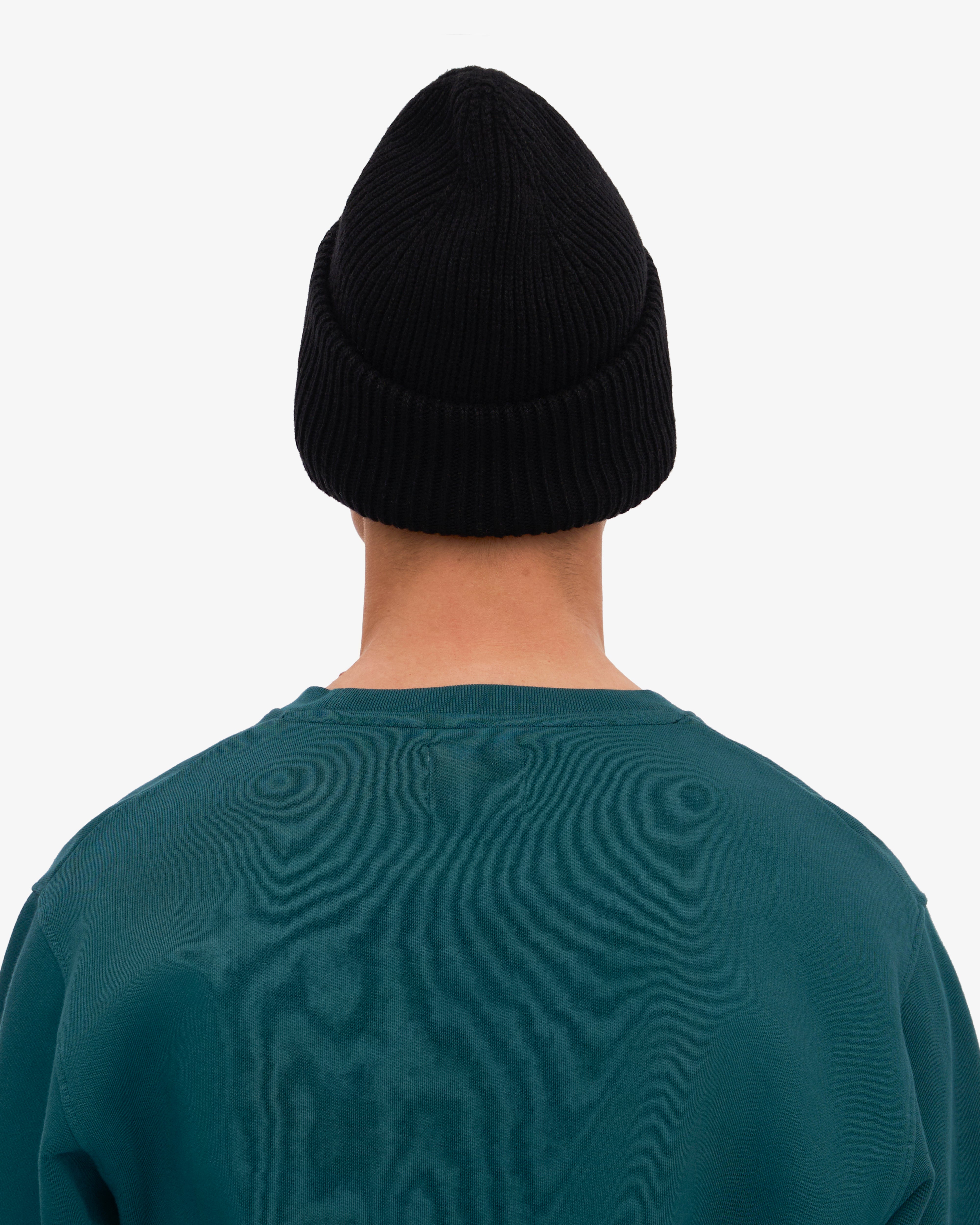 Premium Merino Wool Beanie - Soft & Warm Winter Hat for Men & Women - Deep Black - Perfect for Skiing, Hiking & Outdoor Activities