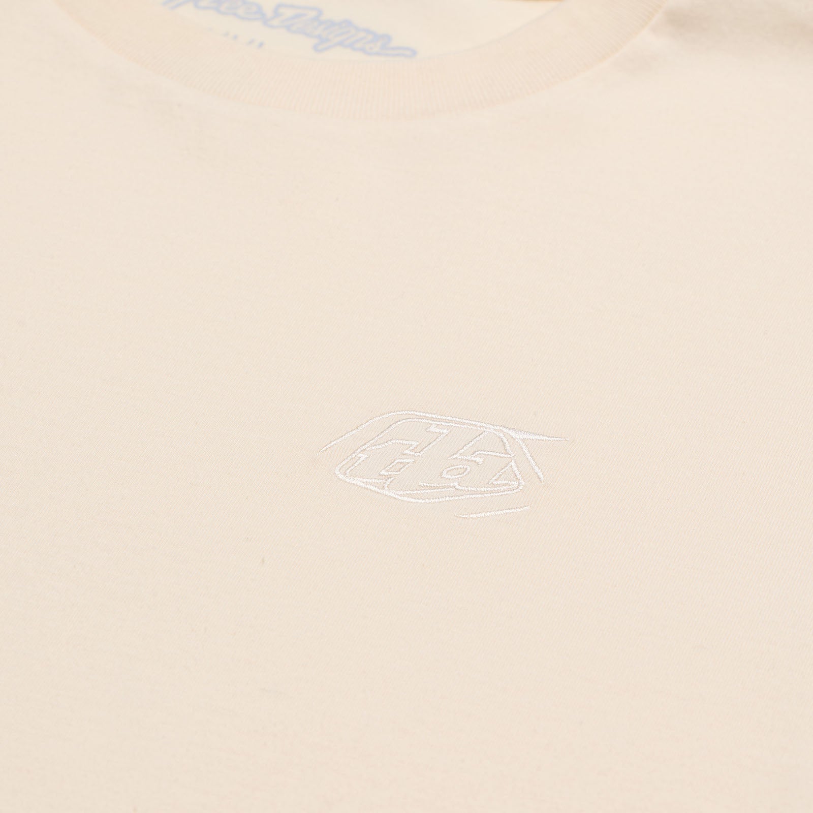 Vintage White Short Sleeve T-Shirt - Classic Cotton Tee for Men & Women | Casual Everyday Wear, Street Style, Summer Outfits