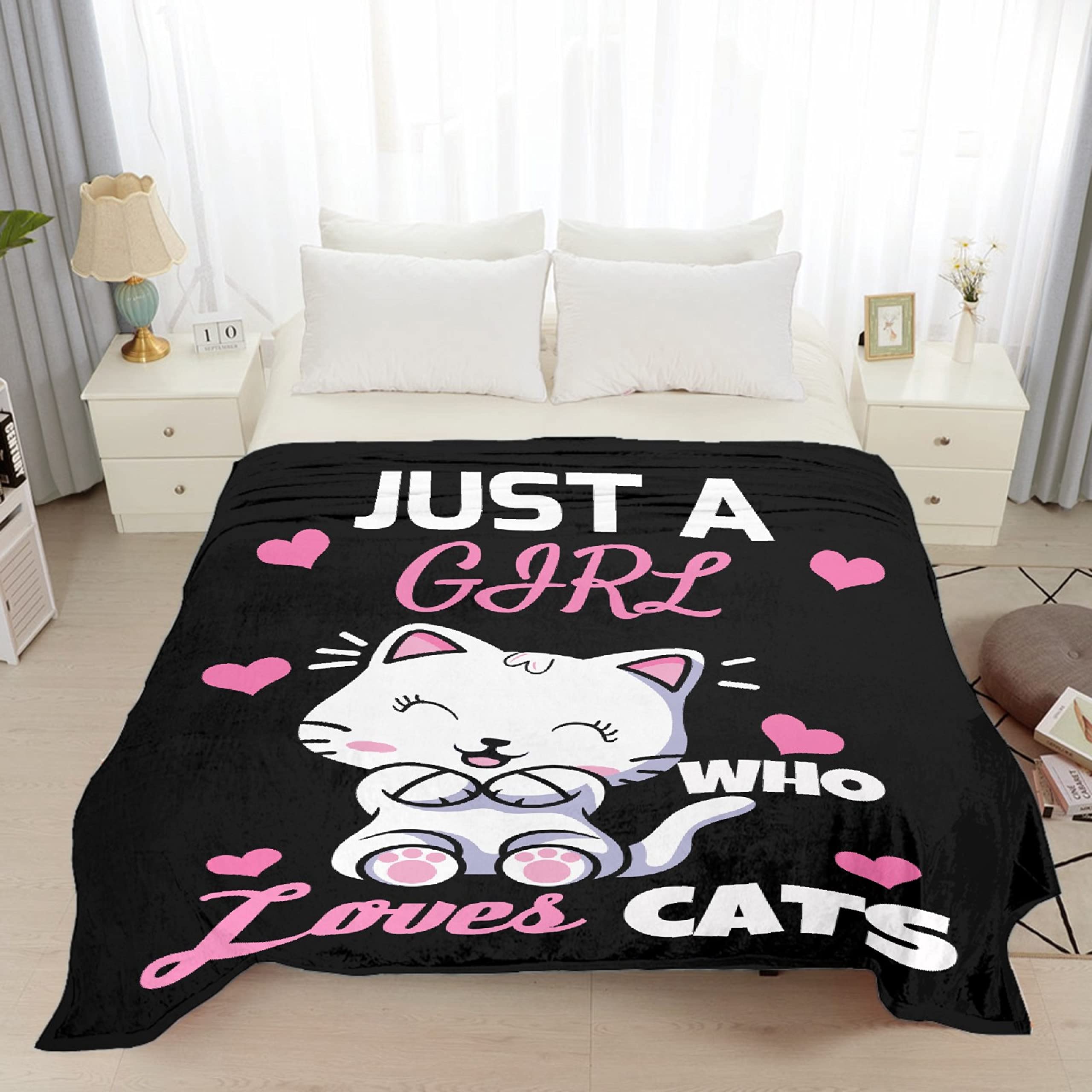Soft Fluffy Plush Cat Blanket - Cute Animal Pattern Throw for Girls, Pets, and Cat Lovers - 40