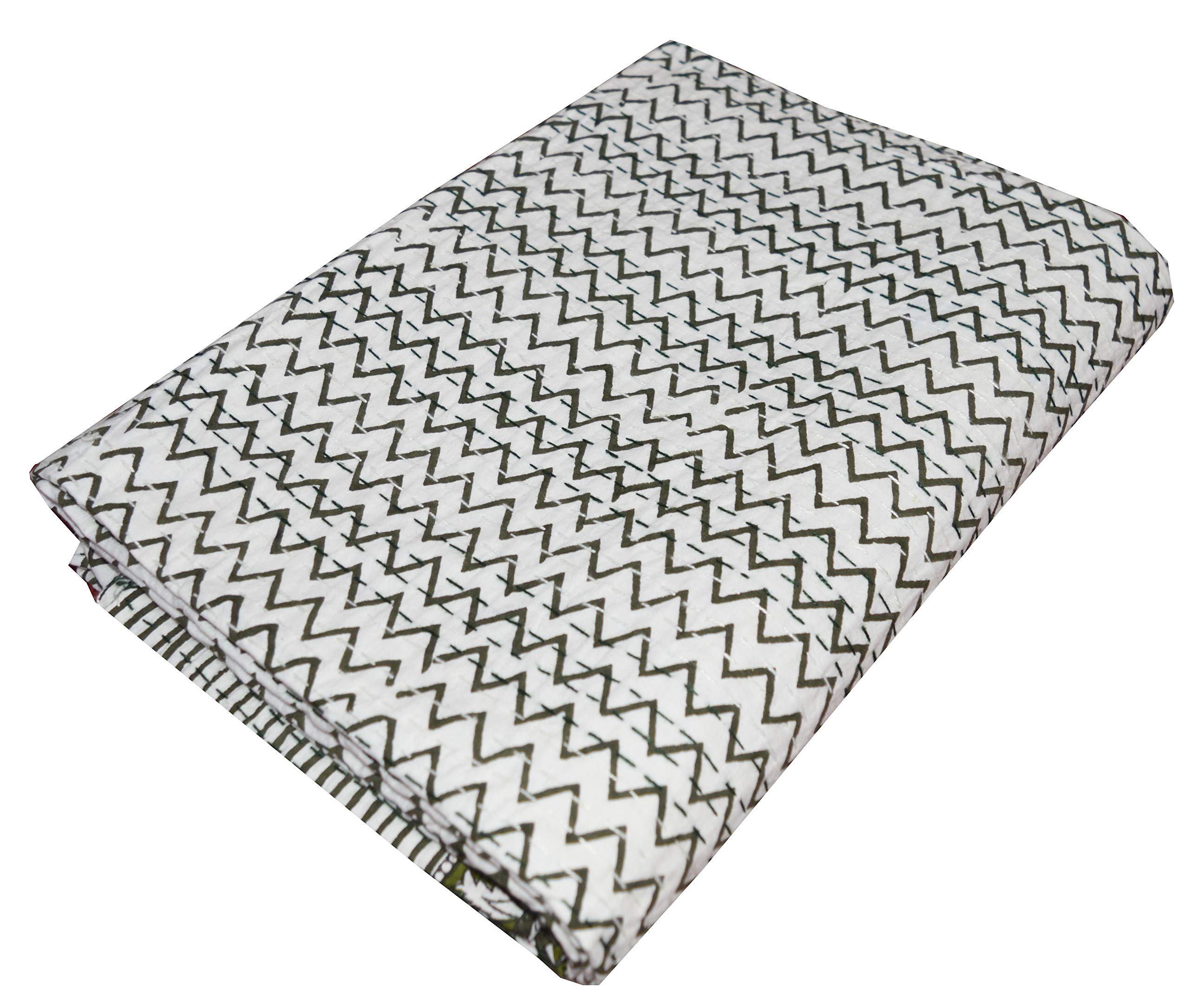 SHIRANYA Handmade Cotton Kantha Quilt - Reversible Indian Bedspread with Traditional Green Hand Block Print - Twin Size Throw Blanket (90x60 Inches/220x152Cm) for Bedroom Decor, Sofa Cover & Cozy Comfort