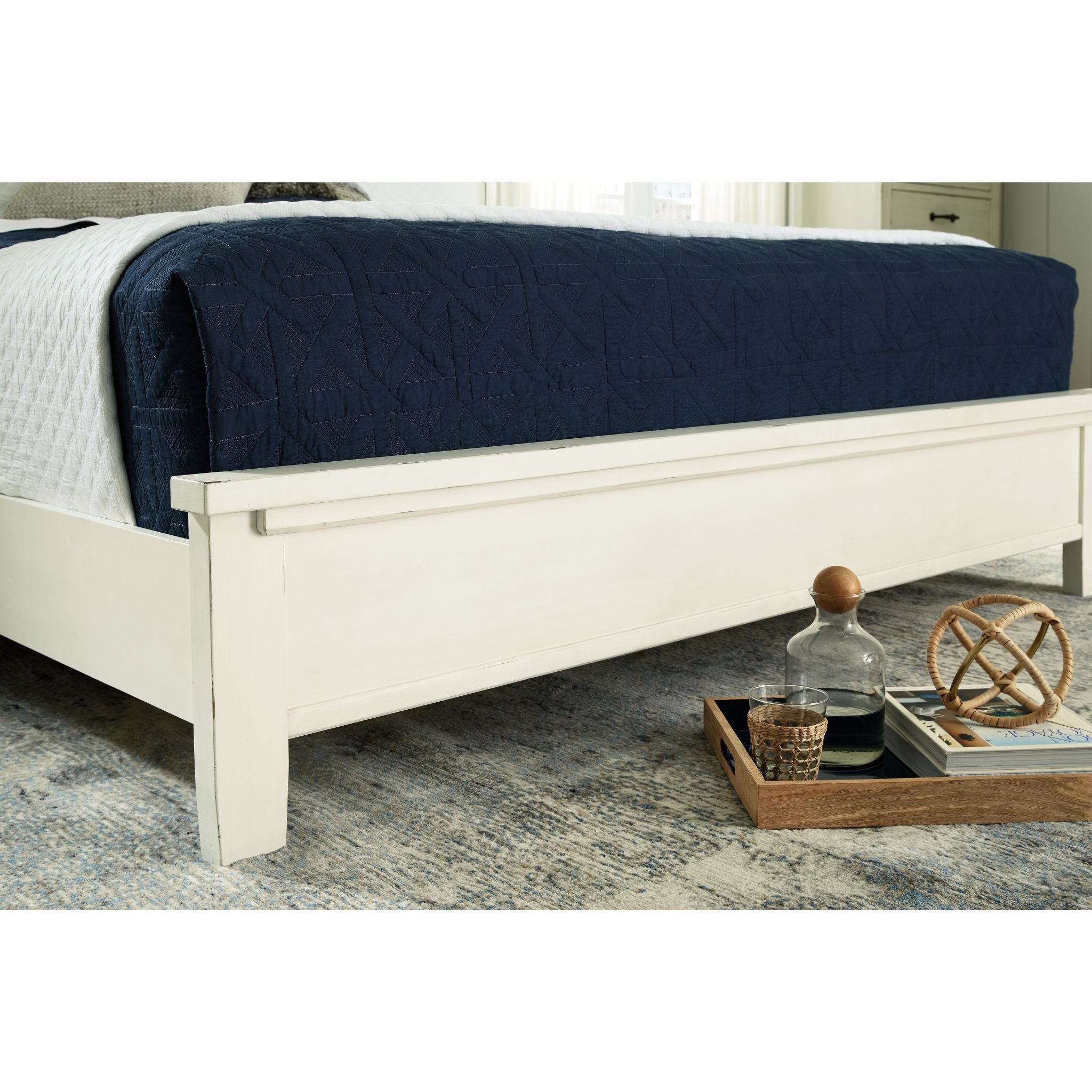 Braunter King Panel Bed in Aged White - Modern Farmhouse Bedroom Furniture for Master Bedroom & Guest Room