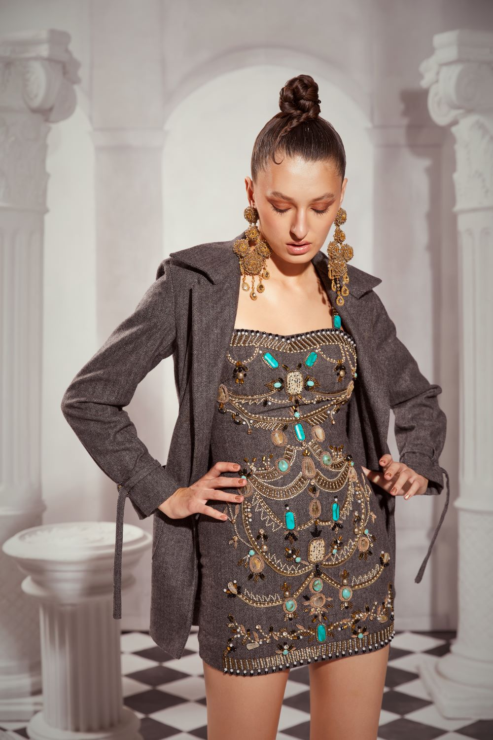 Elegant Baroque Jeweled Embroidered Short Dress for Women - Perfect for Cocktail Parties, Weddings & Evening Events