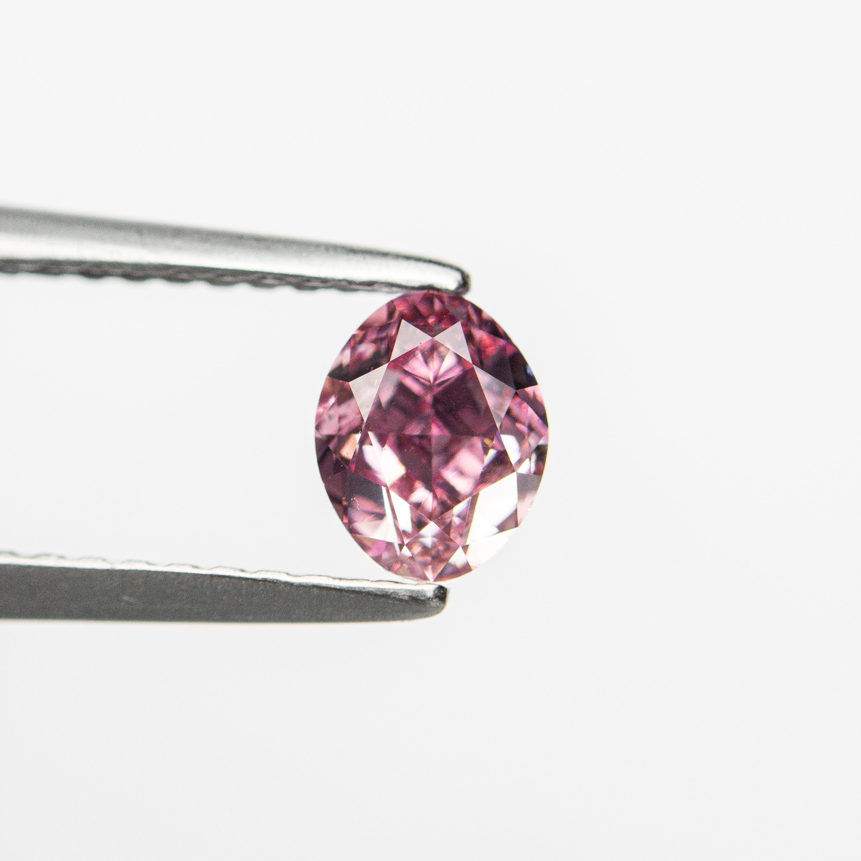 0.61ct GIA Certified VS2 Fancy Vivid Purplish Pink Oval Cut Diamond - 5.57x4.44x3.13mm | Engagement Ring, Anniversary Gift, Luxury Jewelry