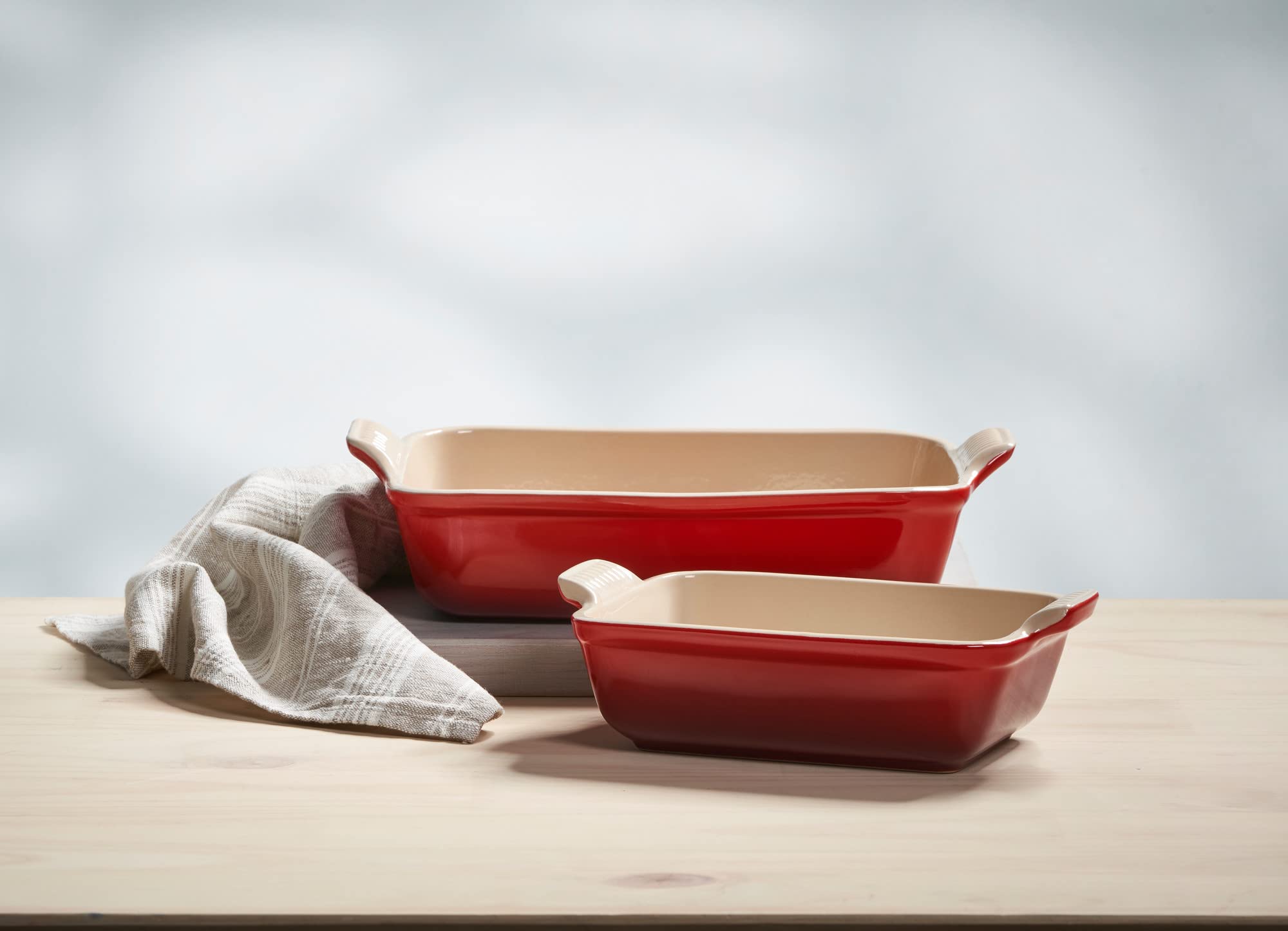 Le Creuset Stoneware Heritage Set - 3-Piece Rectangular Baking Dishes in Cerise Red | Oven, Microwave & Dishwasher Safe | Perfect for Casseroles, Lasagna & Meal Prep