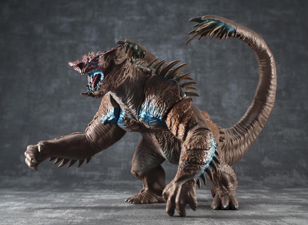 Bandai Sofvi Spirits Pacific Rim Uprising Kaiju Shrikethorn Action Figure - Collectible Movie Character Toy for Fans & Display