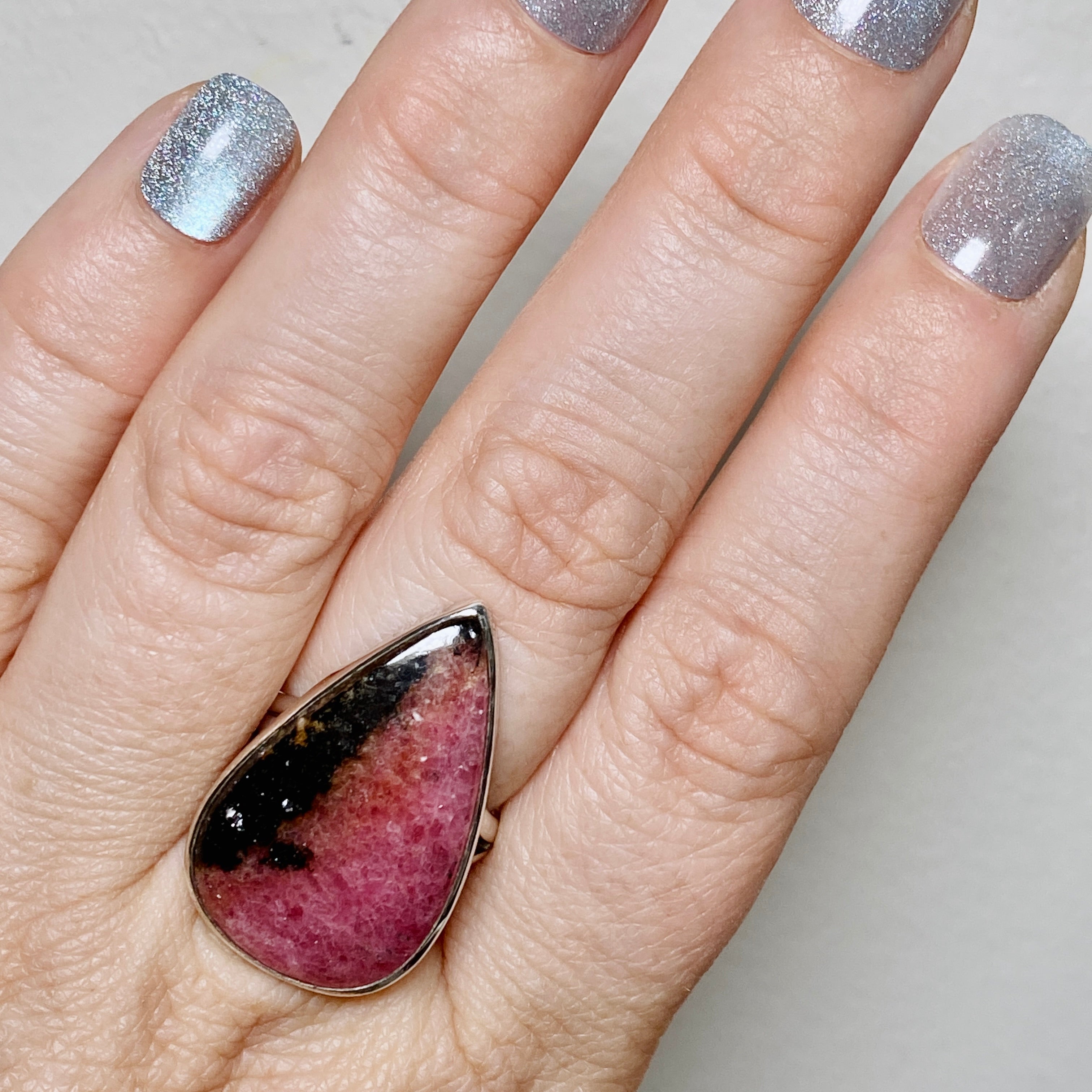 Rhodonite Teardrop Cabochon Ring - Size 8 - KRGJ1496 - Perfect for Healing Jewelry & Boho Fashion Accessories