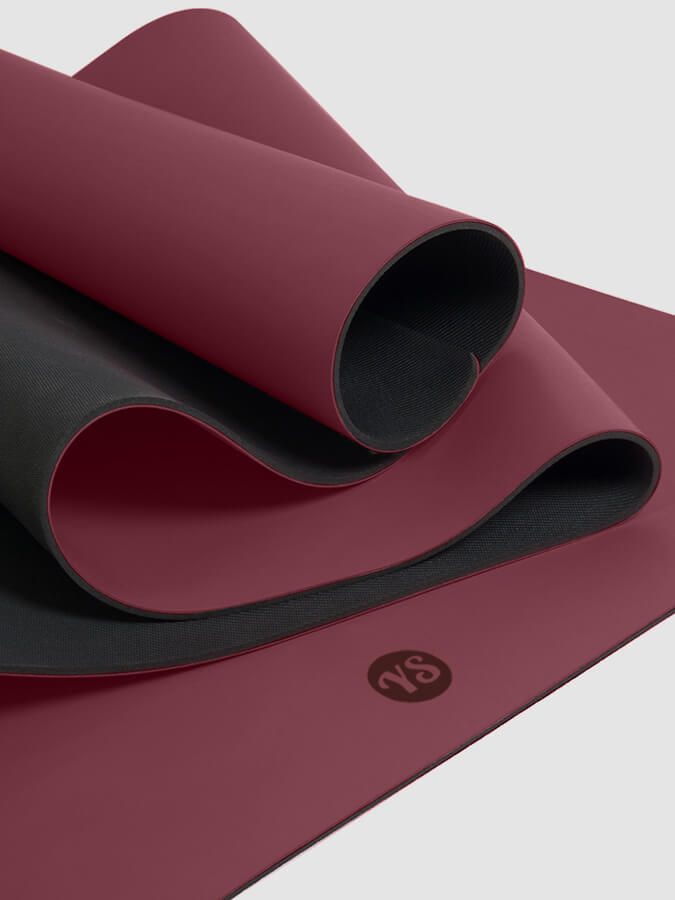 Non-Slip 4mm Thick Yoga Mat for Hot Yoga, Pilates & Home Workouts - Perfect for Studios, Gyms & Travel