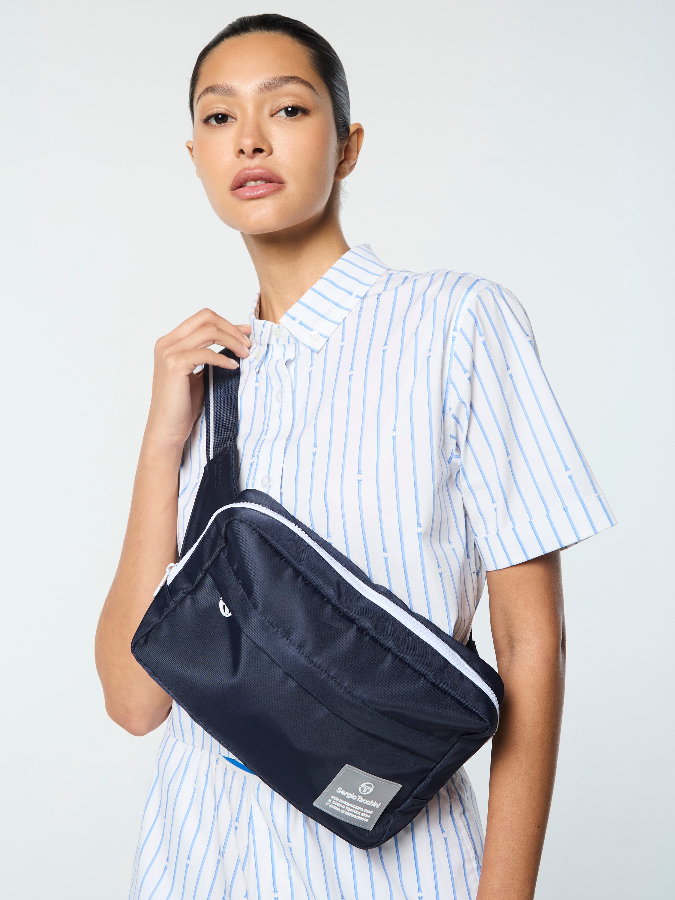 Stylish Belt Bag in Maritime Blue - Perfect for Travel, Hiking & Everyday Use