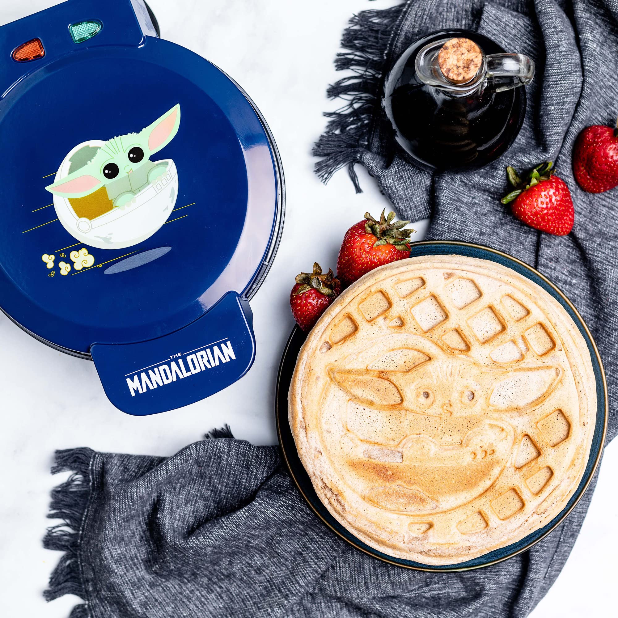 Star Wars The Mandalorian The Child Waffle Maker - Baby Yoda Waffle Iron Machine for Kids & Adults - Perfect for Breakfast, Parties & Star Wars Fans
