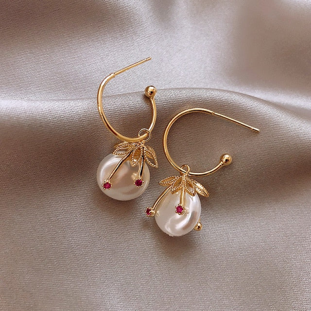 Cute Animal Stud Earrings for Women - Horse, Kitten & Owl Pearl Rhinestone Earrings | Elegant Birthday Party Jewelry Gift for Girls | Perfect for Casual Wear, Date Night & Special Occasions