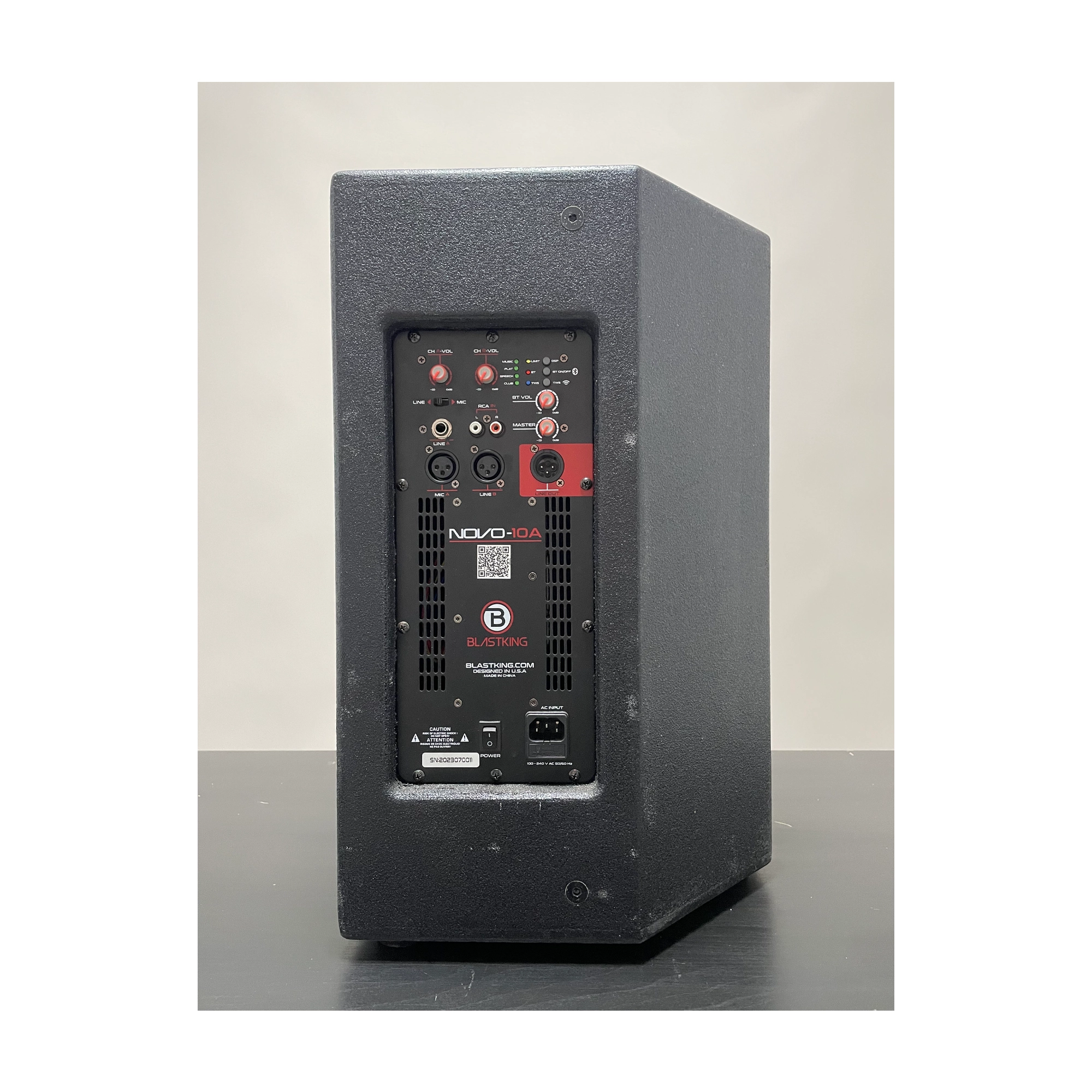 Blastking Novo 10A 10-Inch 2-Way Active PA Loudspeaker - 800W Class D Power - B-Stock (Perfect for Live Music, DJ Gigs & Outdoor Events)