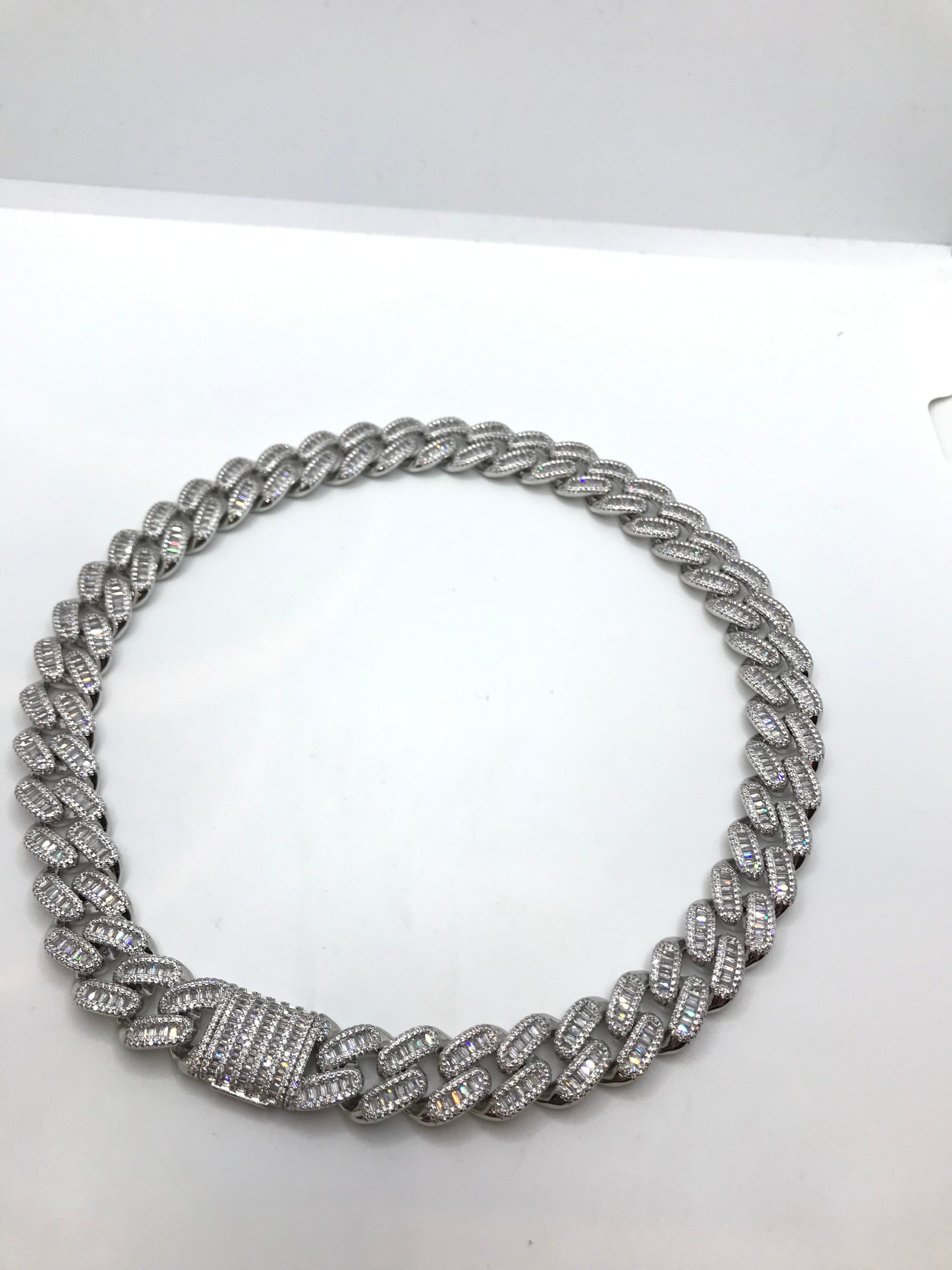 Hip Hop Choker Necklace for Men & Women - 15mm Baguette CZ Cuban Link Iced Out Chain | Perfect for Streetwear, Parties & Hip Hop Fashion