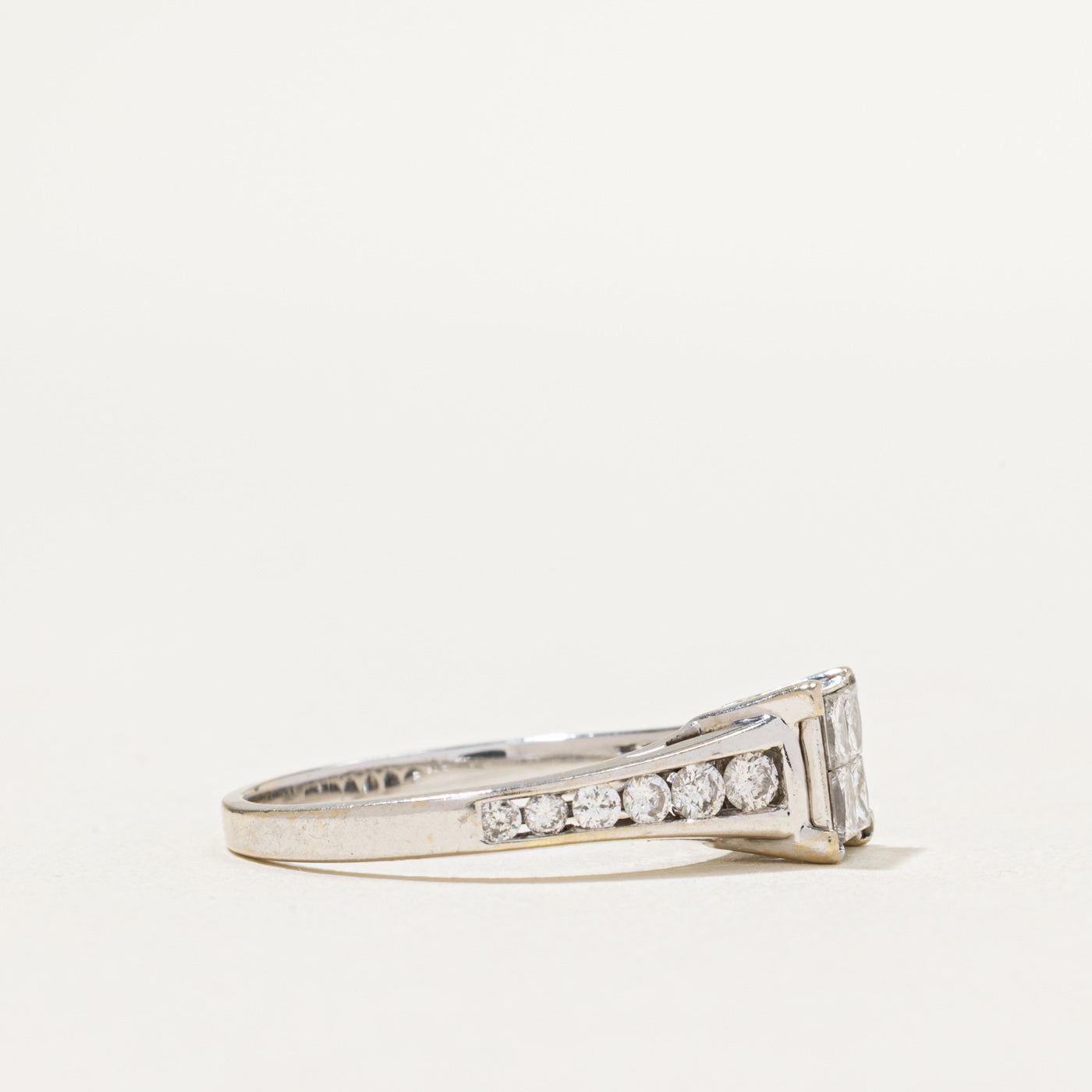 Illusion Set Diamond Tapered Ring - 0.96 Carat Total Weight (CTW) | Size 7.5 | Elegant Wedding Band, Anniversary Gift for Her, Engagement Ring Alternative