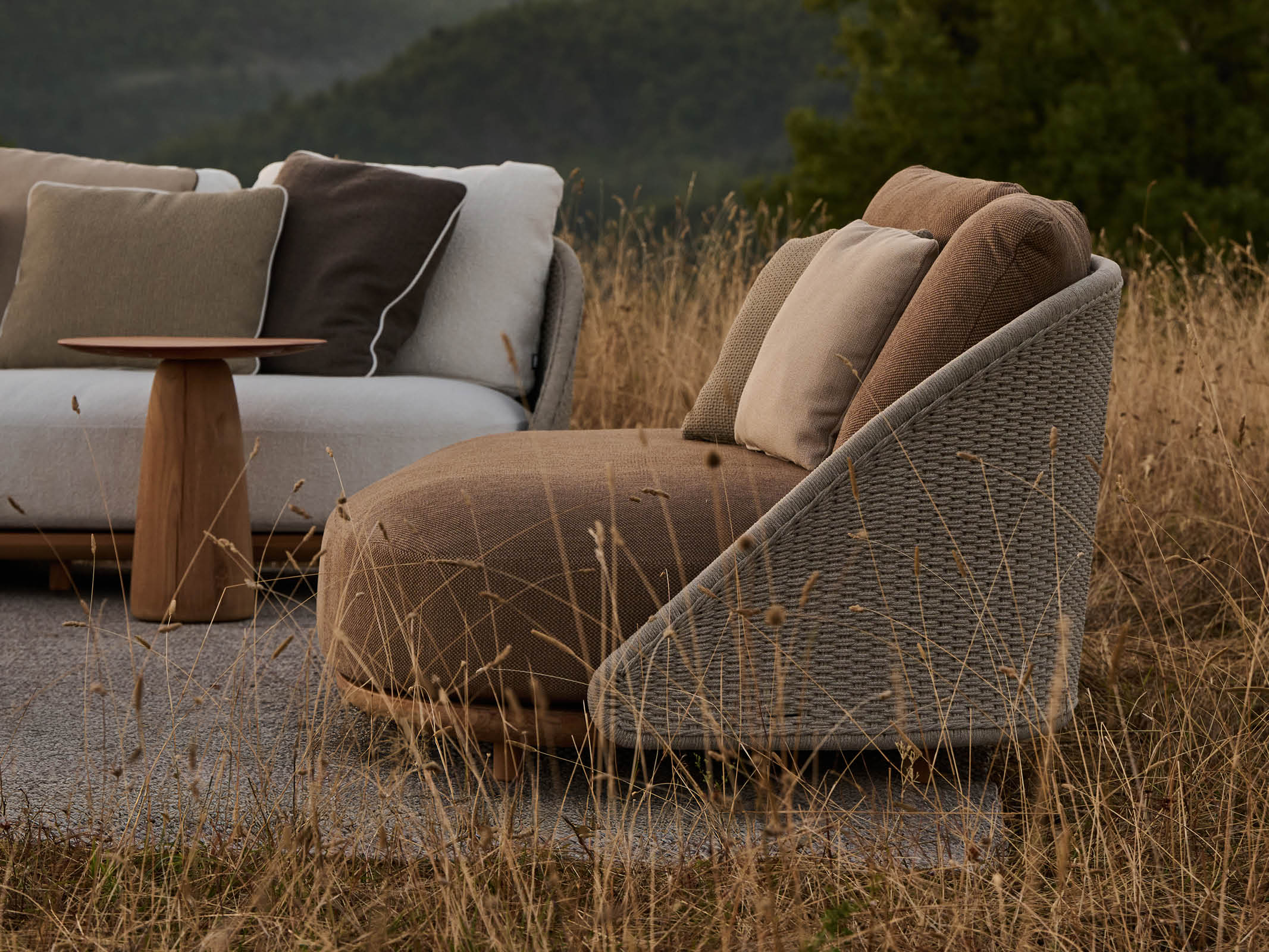 Elio Sofa - Modern Comfortable Couch for Living Room, Bedroom & Office - Perfect for Relaxing, Lounging & Entertaining Guests