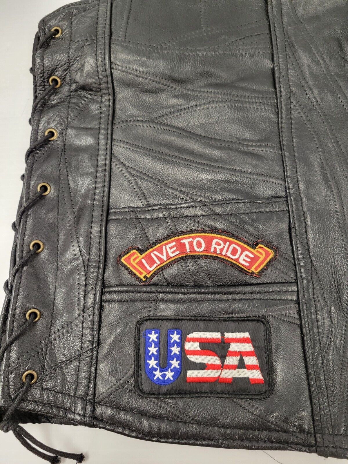 Diamond Plate Leather Vest for Men - Size L, Black Biker Jacket with Studs - Perfect for Motorcycle Riding, Biker Events & Fashion Outfits