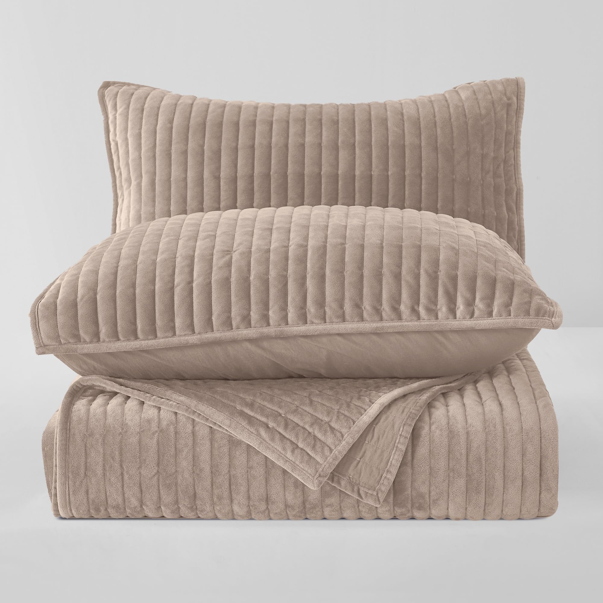 SHALALA Velvet Quilt Queen Size - Striped Bedding Set with Lightweight Velvet Comforter & Luxurious Suede Bedspread | Soft Brushed Microfiber Back Coverlet for All Seasons (Light Taupe, Full/Queen) | Perfect for Master Bedroom, Guest Room & Cozy Winter Nights