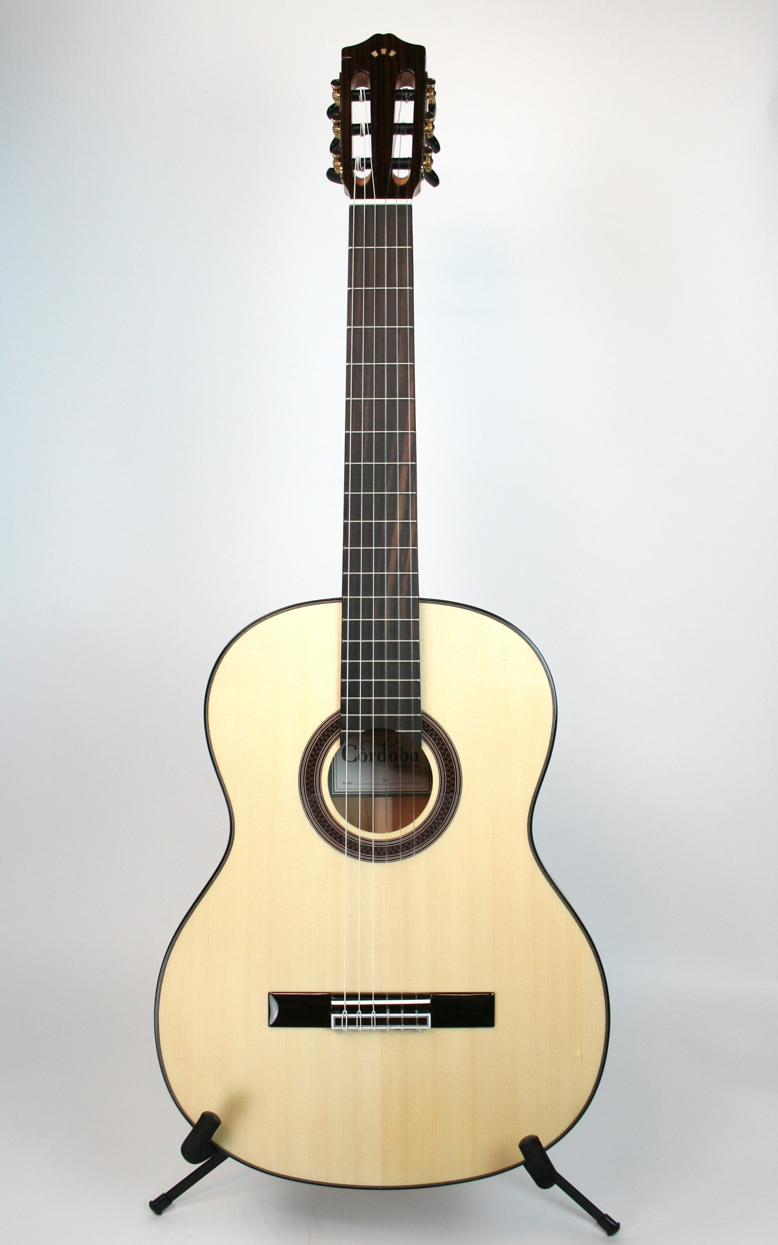 Cordoba F7 Flamenco Guitar - Professional Nylon String Classical Guitar for Flamenco Music | Perfect for Performances, Practice & Studio Recording