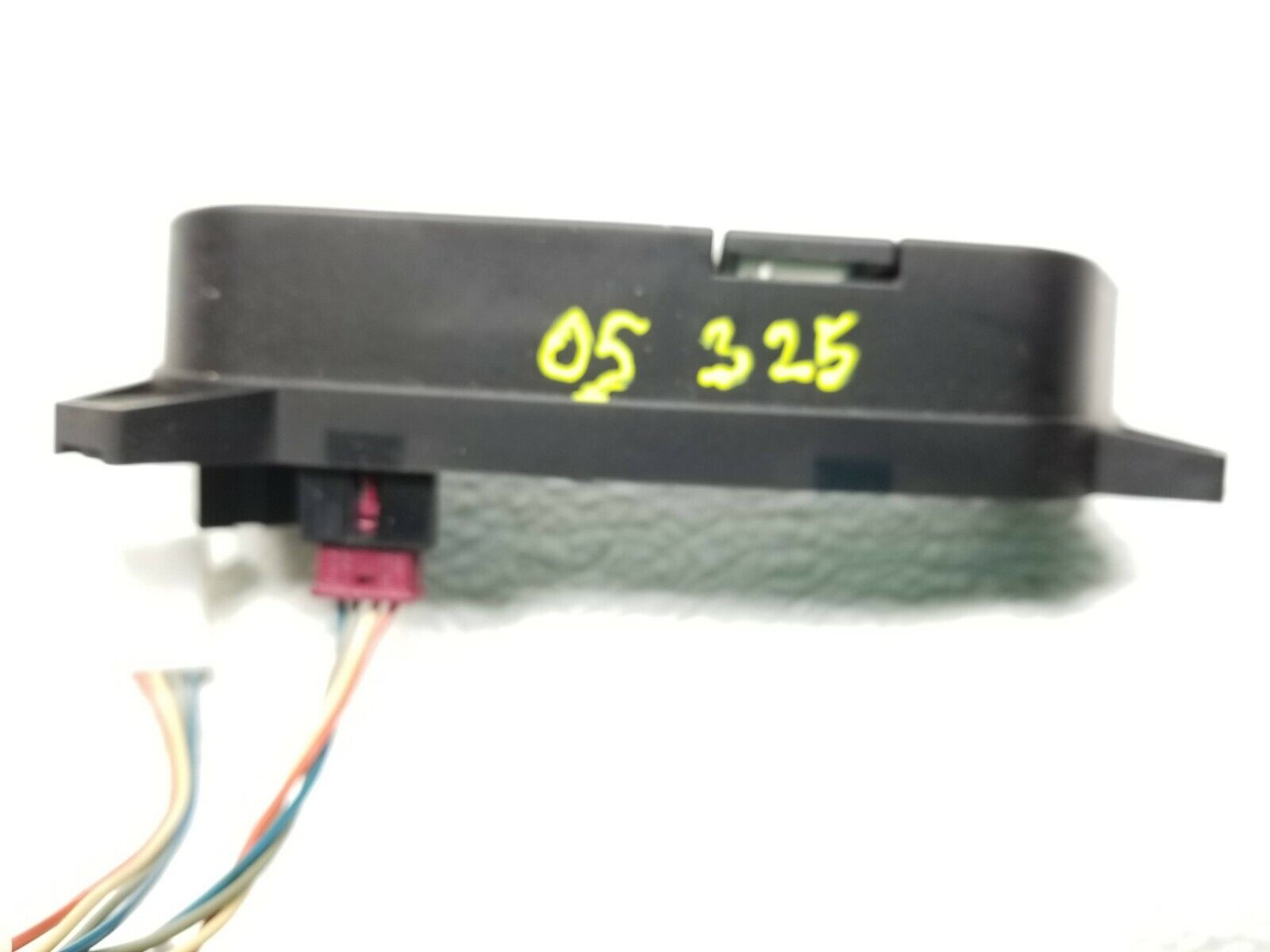 BMW E46 Steering Wheel Control Switch OEM Replacement - Compatible with 2001-2005 Models - Perfect for DIY Car Repairs & Upgrades