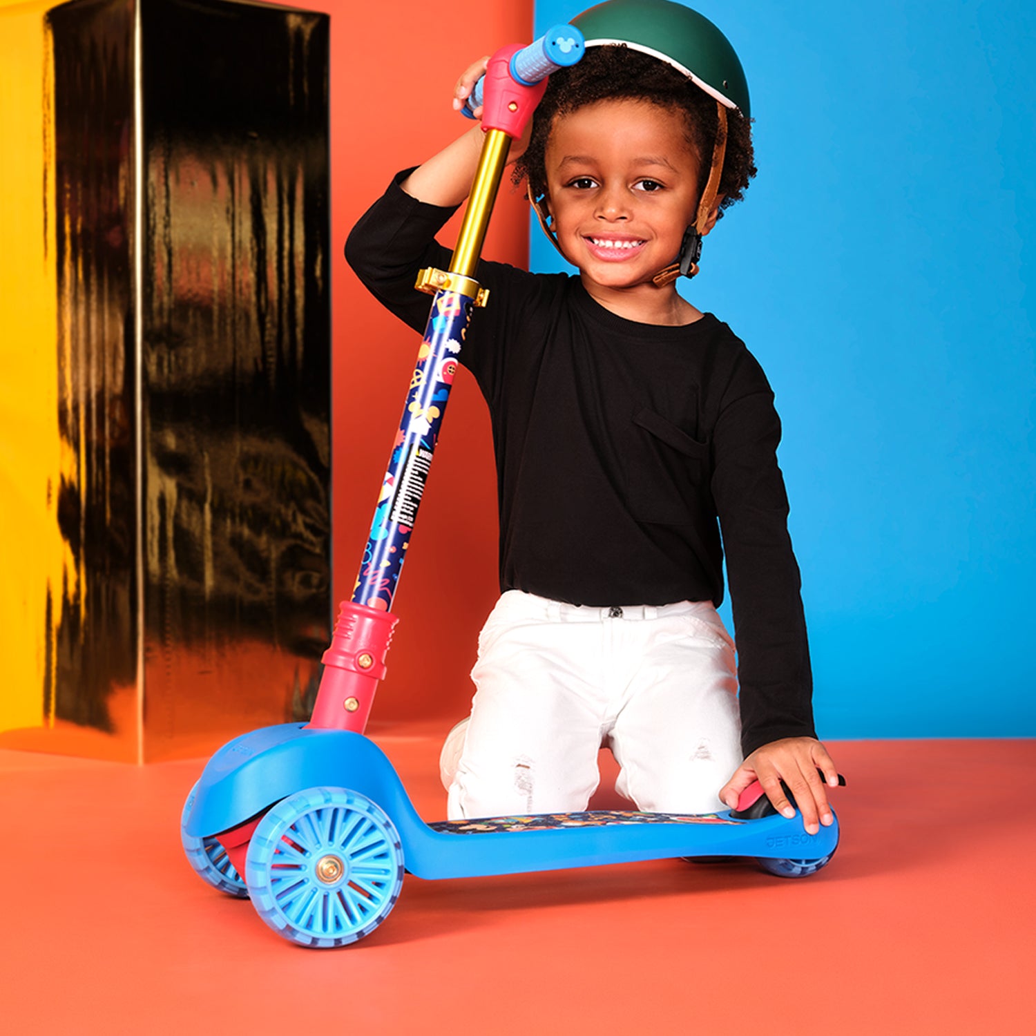 3 Wheel LED Light Up Kick Scooter for Kids - Disney & Marvel Favorite Characters Edition - Fun Outdoor & Commuting Scooter for Boys & Girls