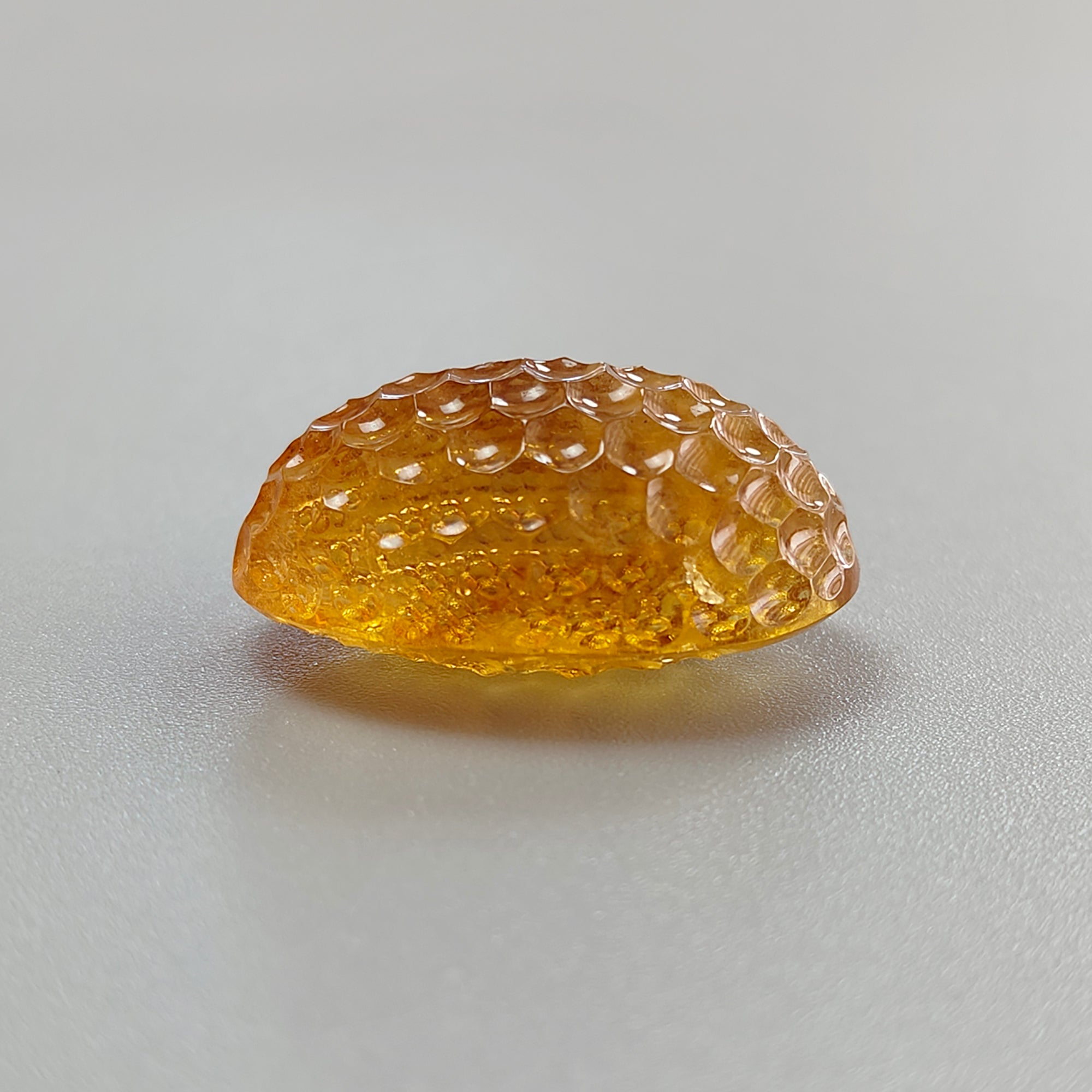 Natural Untreated Yellow Citrine Gemstone Carving - 38.30cts Oval Shape 27x17mm for Jewelry Making, Handcrafted Pendant, Necklace & Ring Designs - Perfect for Birthstone Gifts, Spiritual Healing & Fashion Accessories