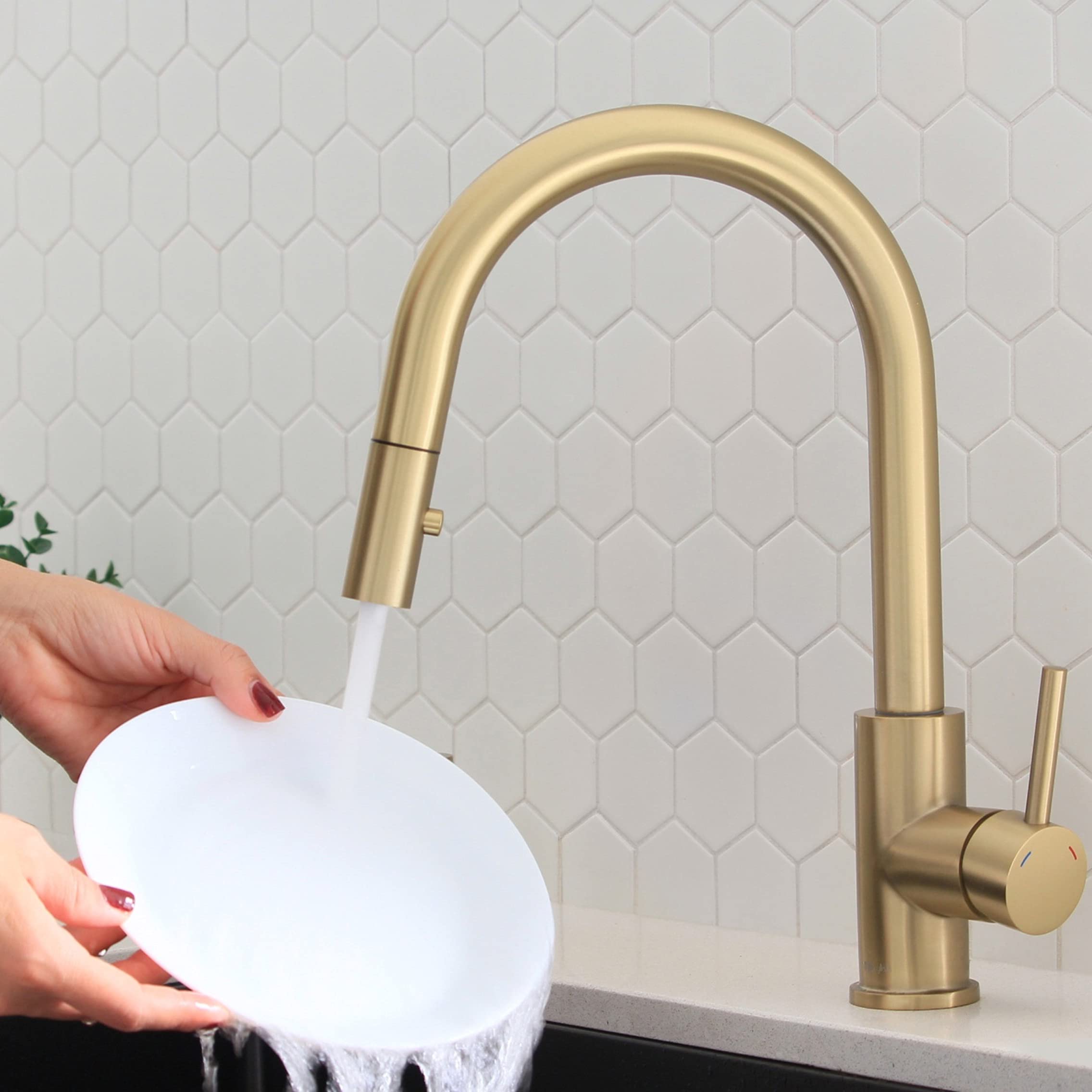 Premium Stainless Steel Kitchen Faucet with Pull Down Sprayer - Single Handle High Arc Spout Mixer, Dual Function Sprayer, Ceramic Cartridge & Aerator - Brushed Gold Finish (Model K-131G) - Perfect for Modern Kitchens, Restaurant Prep Areas & Home Renovations