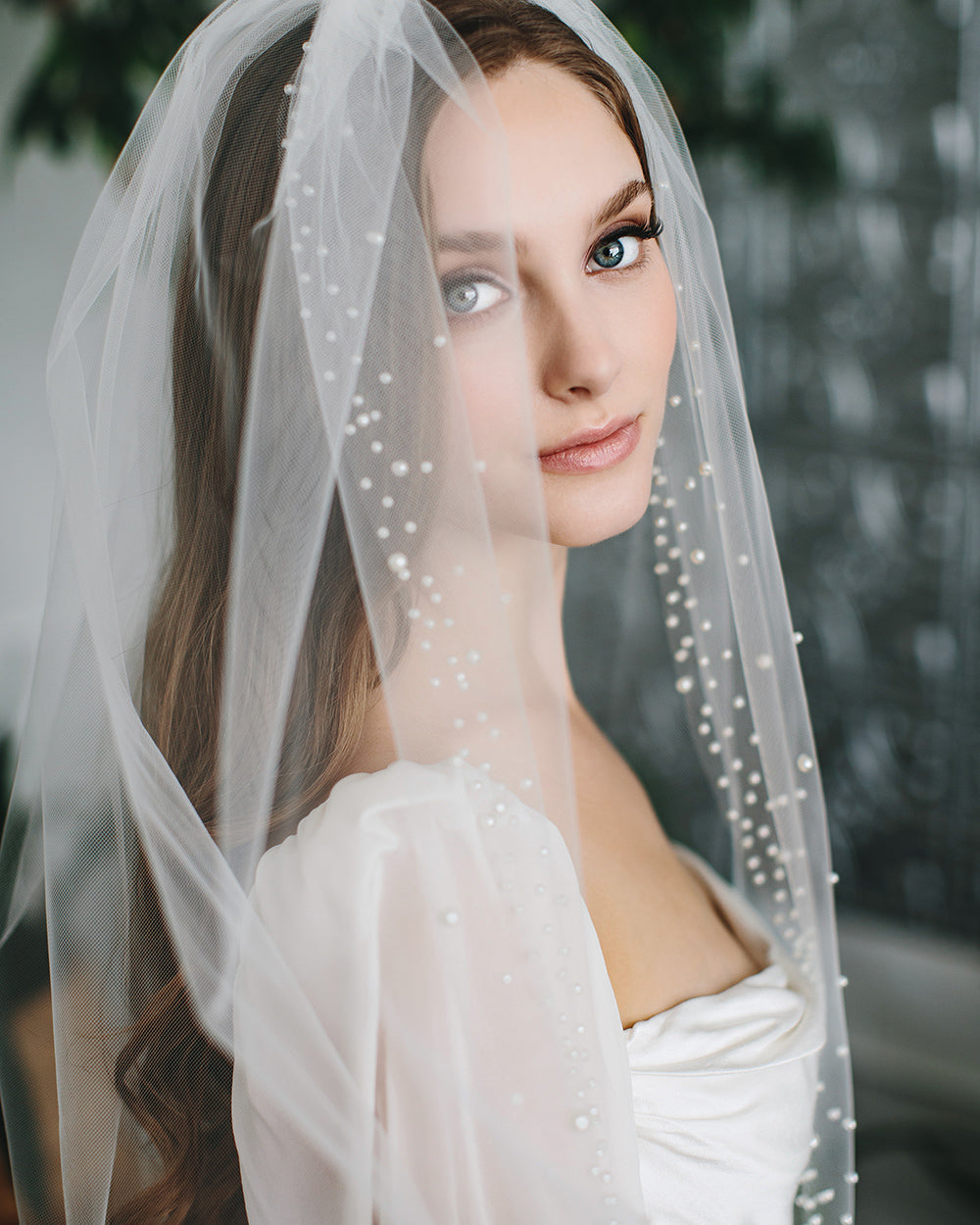 Selena Scattered Pearl Veil - Elegant Bridal Hair Accessory for Weddings, Prom & Special Occasions | Handmade Pearl Hairpiece with Delicate Beading