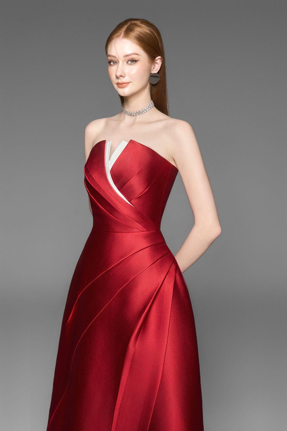 Elegant Strapless Pleated Taffeta Midi Dress for Women - Perfect for Weddings, Parties & Special Occasions