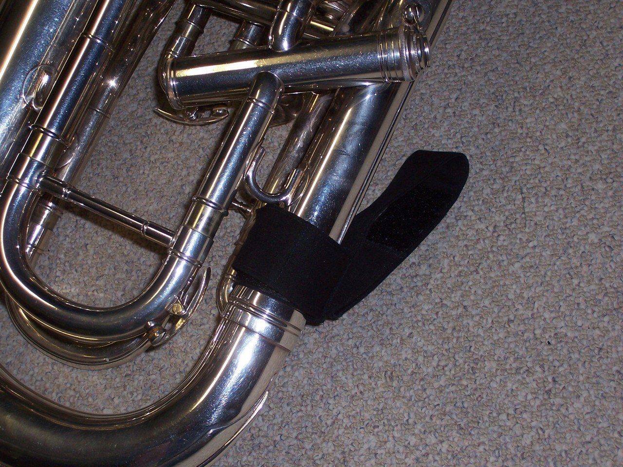 Euphonium Hand Strap - Comfortable & Durable Support for Euphonium Players - Perfect for Marching Band, Concerts & Practice Sessions