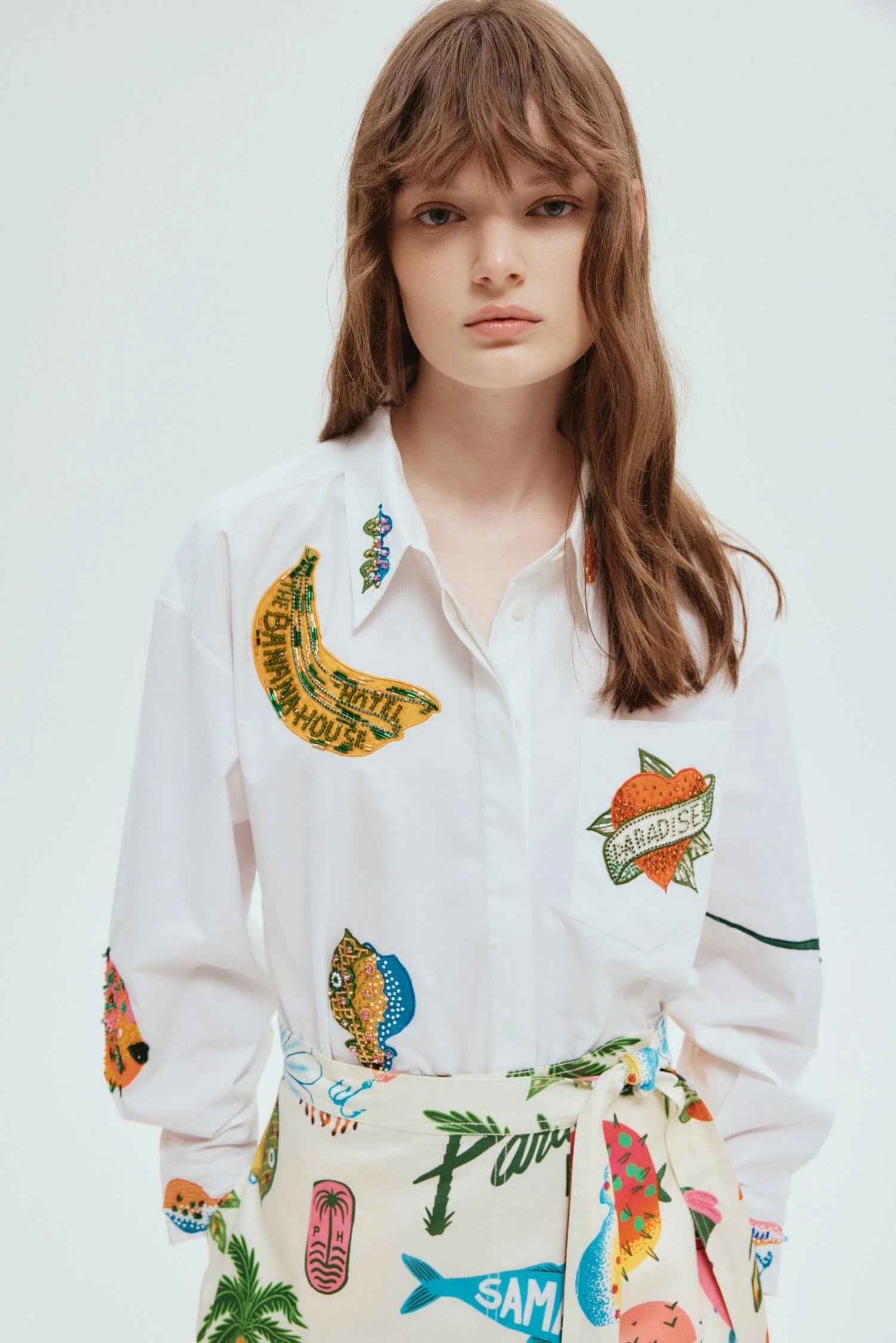 Stylish Clam Embroidered Shirt for Women - Trendy Summer Blouse with Shell Design - Perfect for Beach Vacations, Casual Outings & Boho Fashion