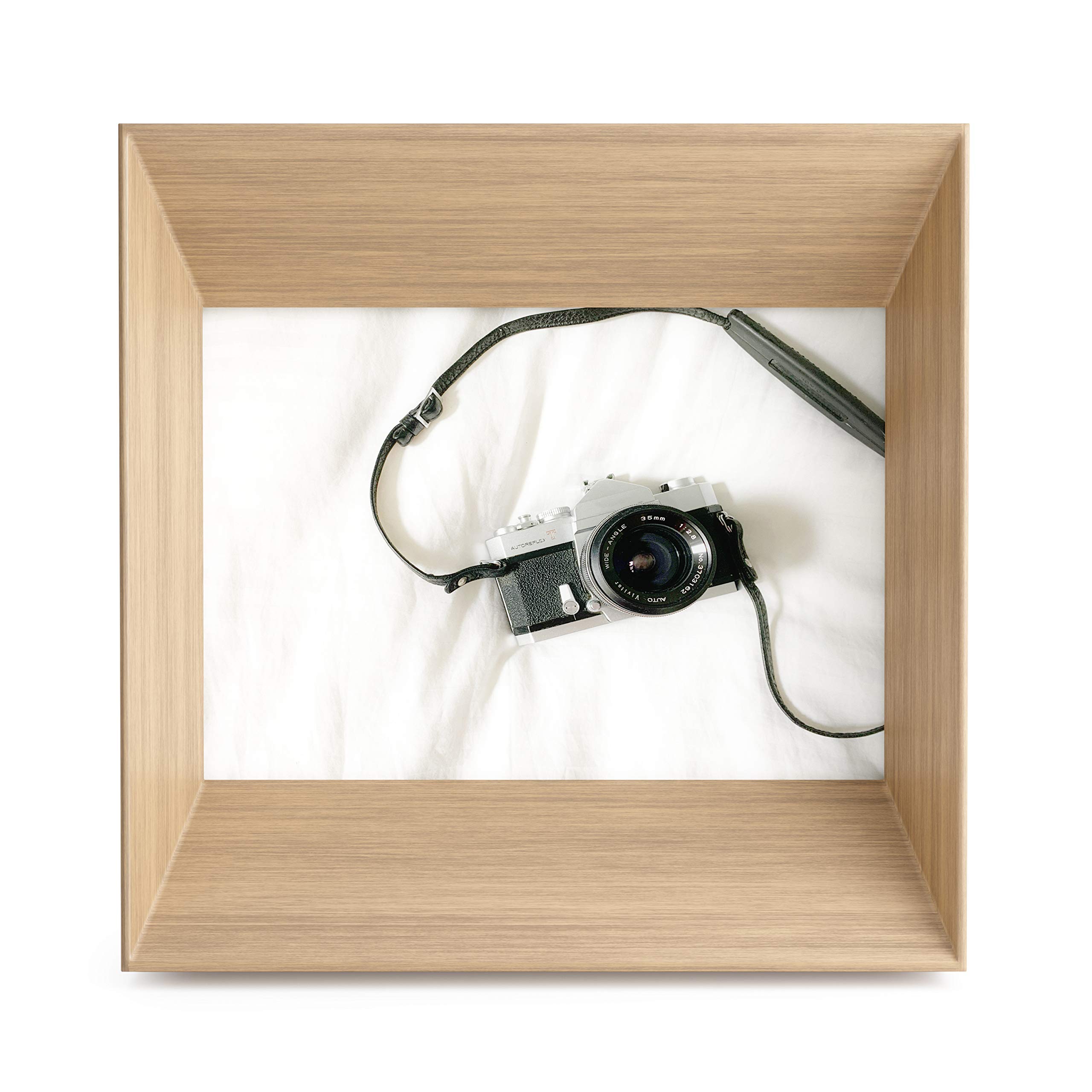 Umbra Lookout 5x7 Picture Frame - Natural Wood Photo Frame for Wall or Tabletop Display - Perfect for Home Decor, Office, and Gifts