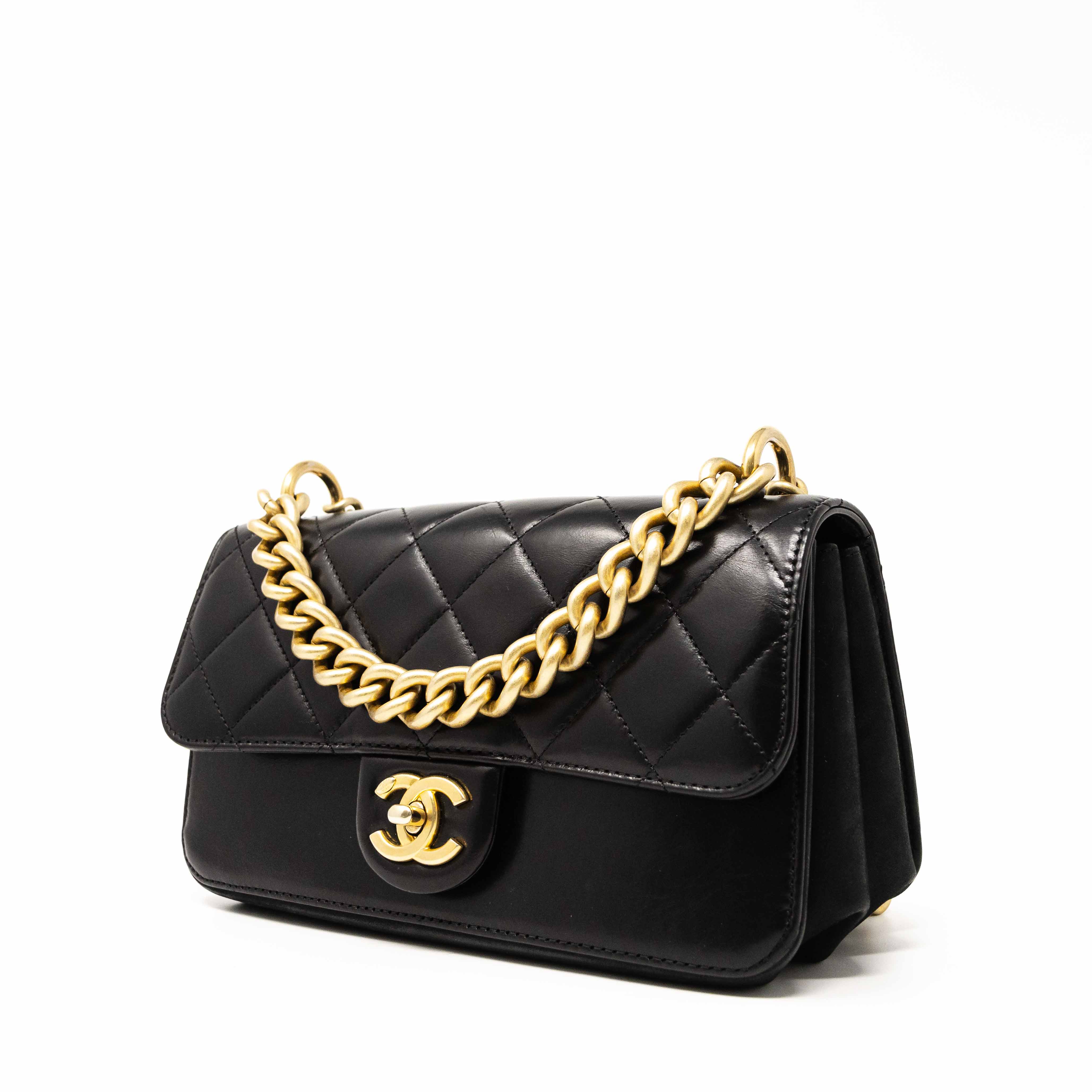 Chanel Black Quilted Leather Classic Flap Bag for Women - Elegant Shoulder Bag for Work, Party & Evening Events