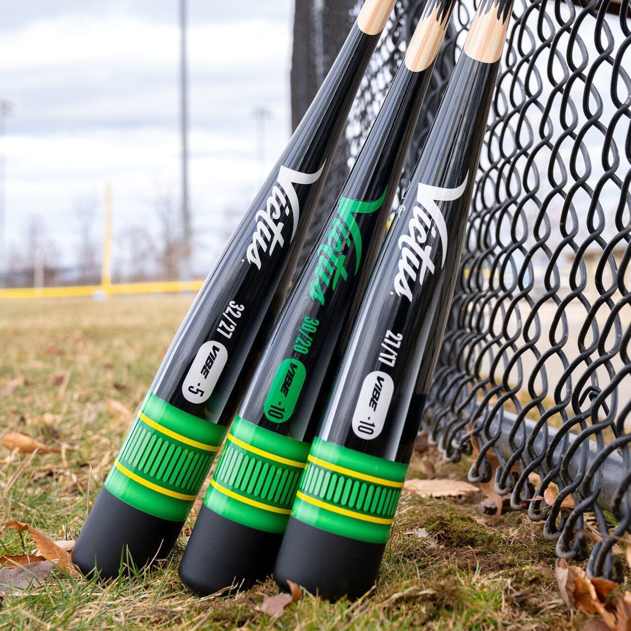 Victus Vibe Black Pencil 10 USA Baseball Bat - 2 5/8