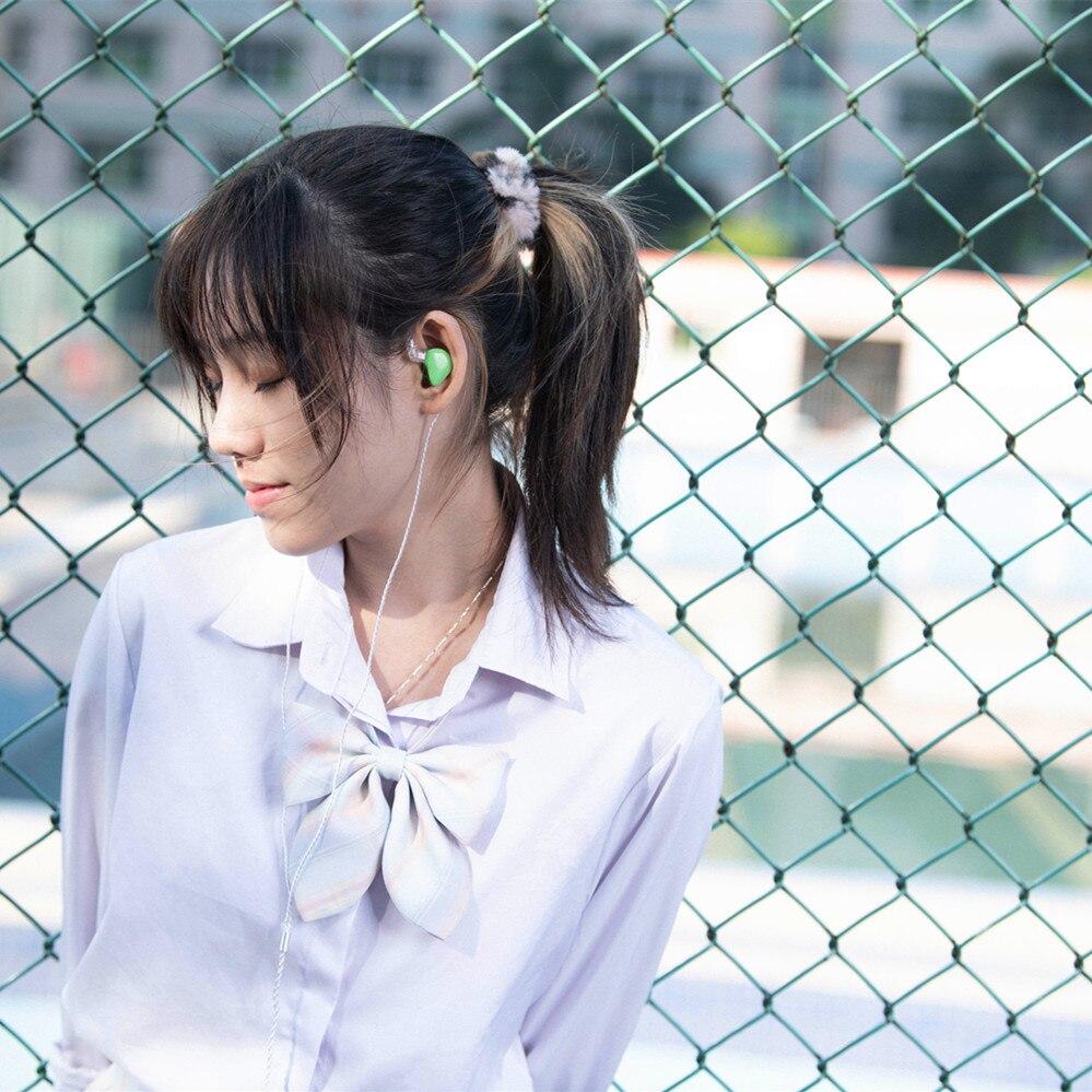 TinHiFi T1 PLUS HiFi Earphones with Beryllium Diaphragm Dynamic Driver - Premium In-Ear Headphones for Audiophiles, Music Lovers & Commuters - Perfect for Studio Monitoring, Gaming & Travel