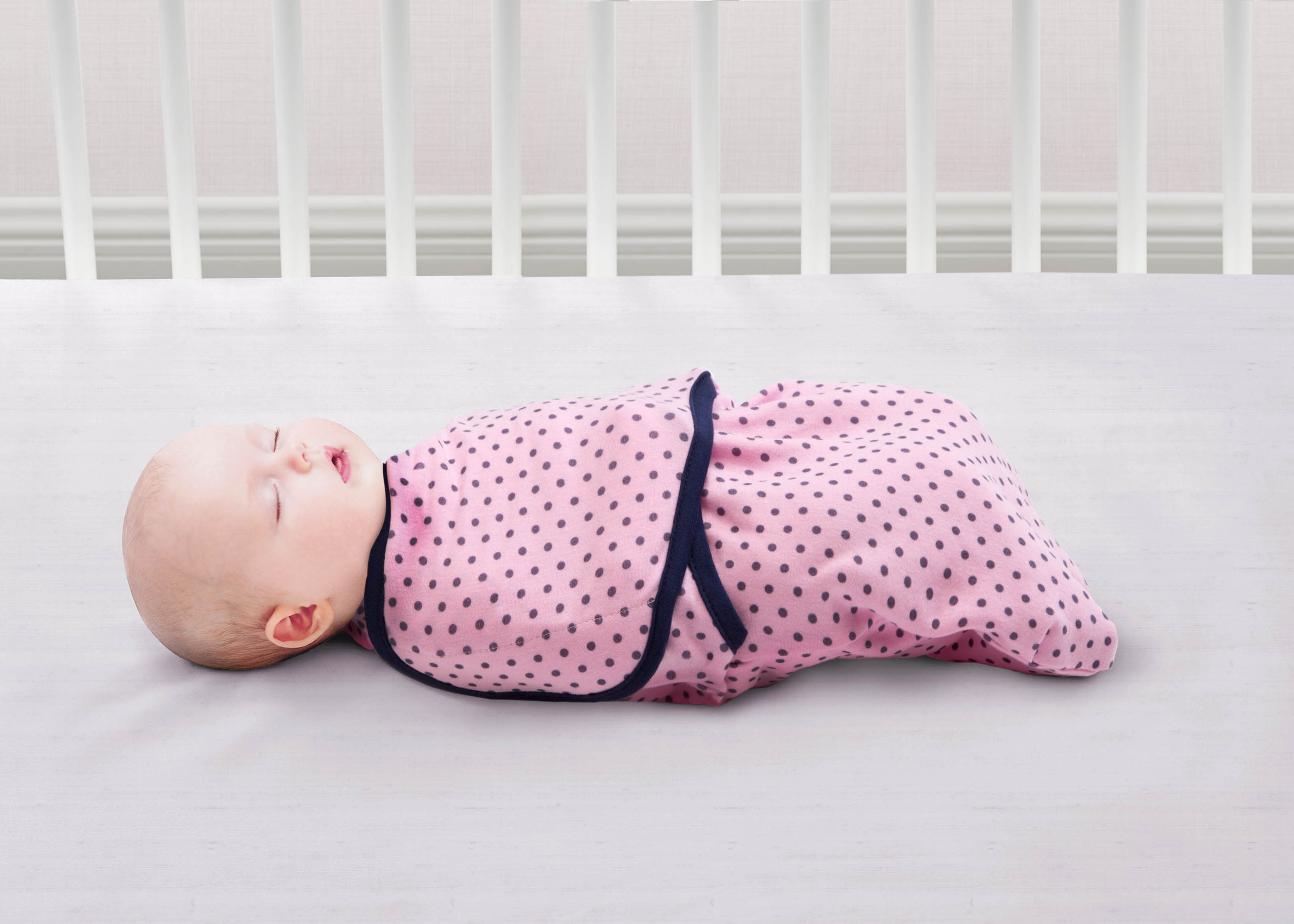 Little Lambs Adjustable Baby Swaddle Wrap - Large Size for Infants 3-6 Months (14-18 lbs) | Soft & Breathable Newborn Sleep Sack for Safe & Comfortable Swaddling