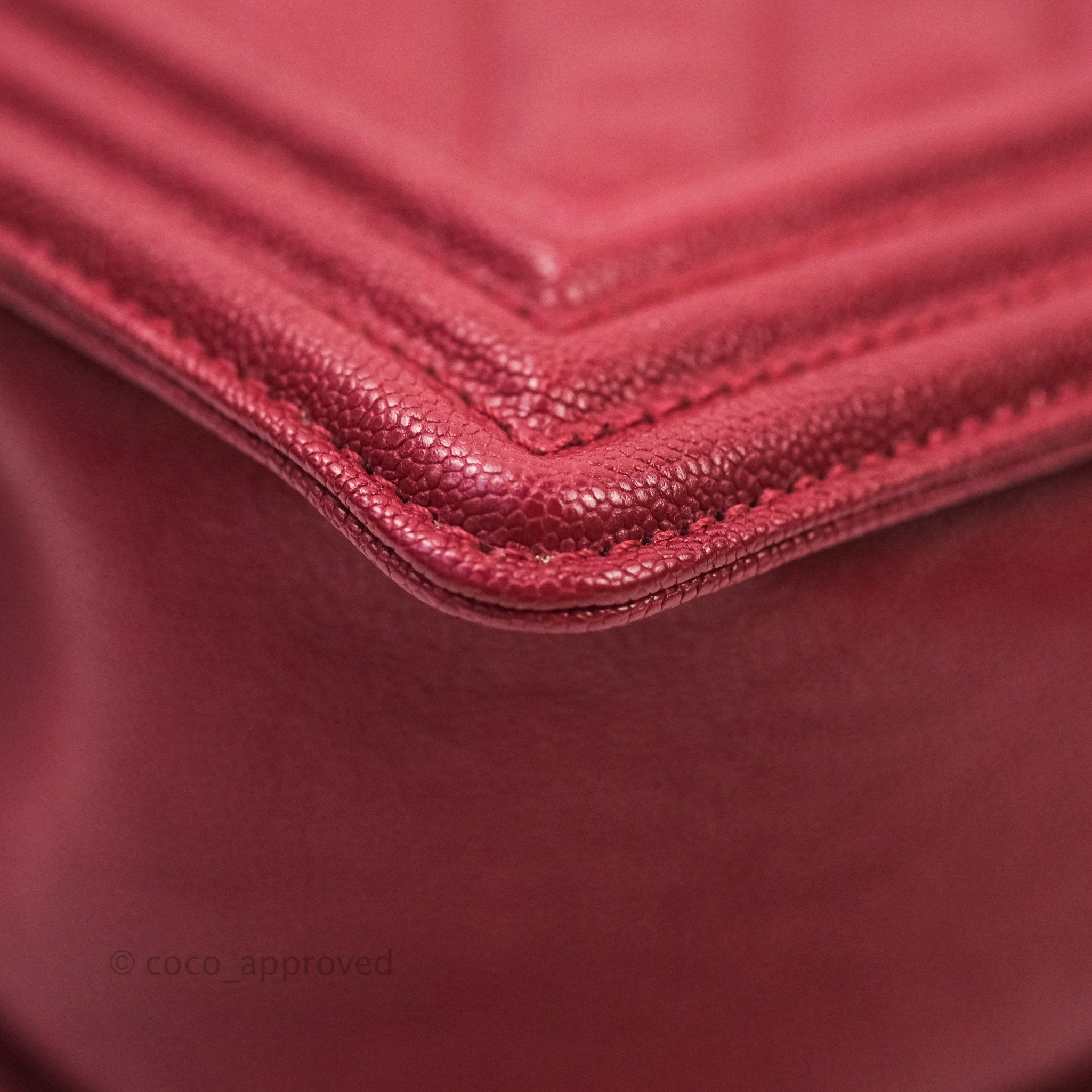 Chanel Boy Chevron Medium Flap Bag in Red Caviar Leather with Gold Hardware - Perfect for Evening Events, Parties, and Luxury Fashion Accessories