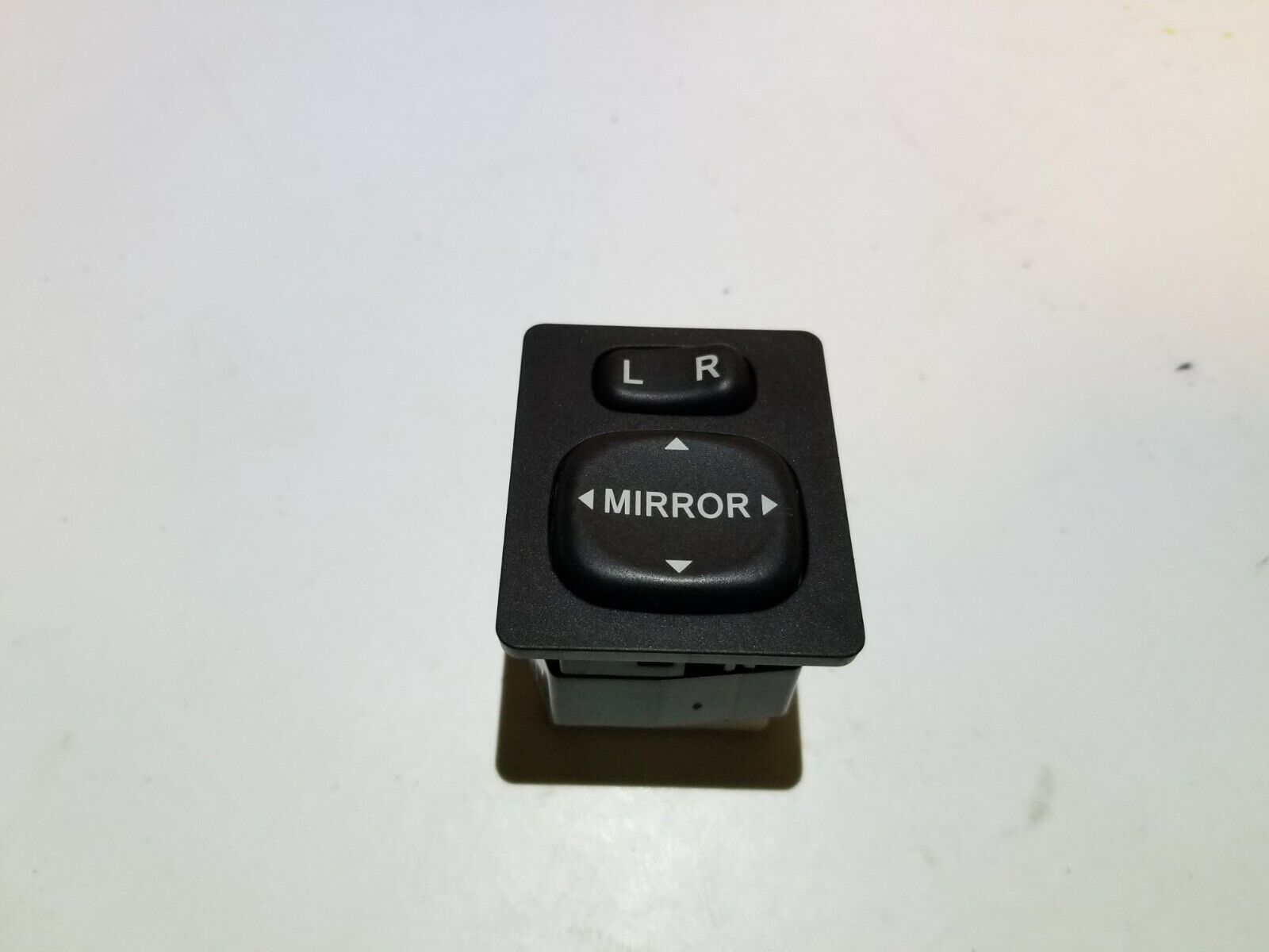 04 05 06 Scion XA Power Mirror Control Switch OEM Replacement - Perfect for DIY Car Repairs & Mirror Adjustments