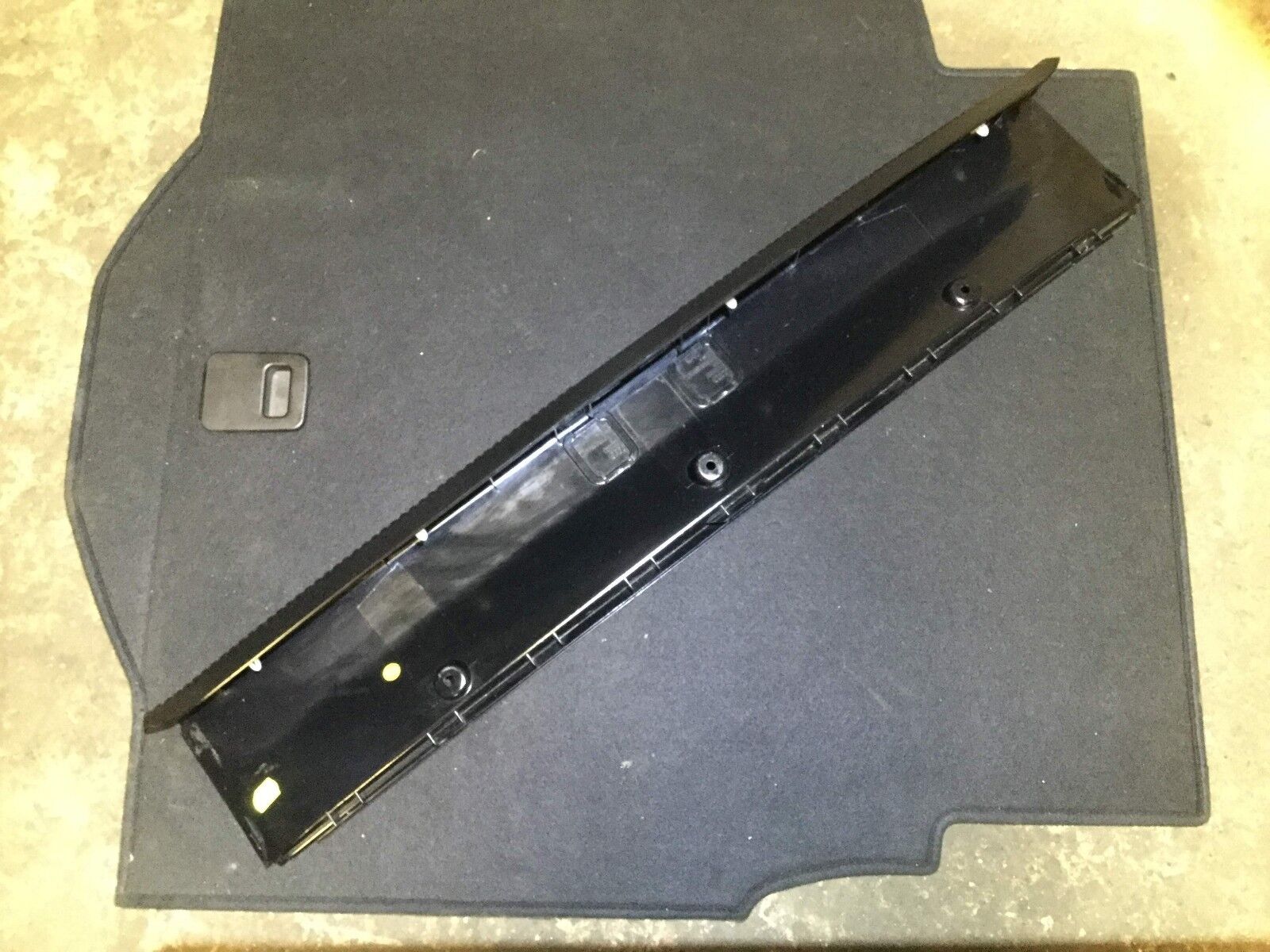 04-09 Audi A8 D3 Rear Trunk Lock Latch Cover - Genuine OEM Replacement Part - Perfect for Car Repair & Maintenance