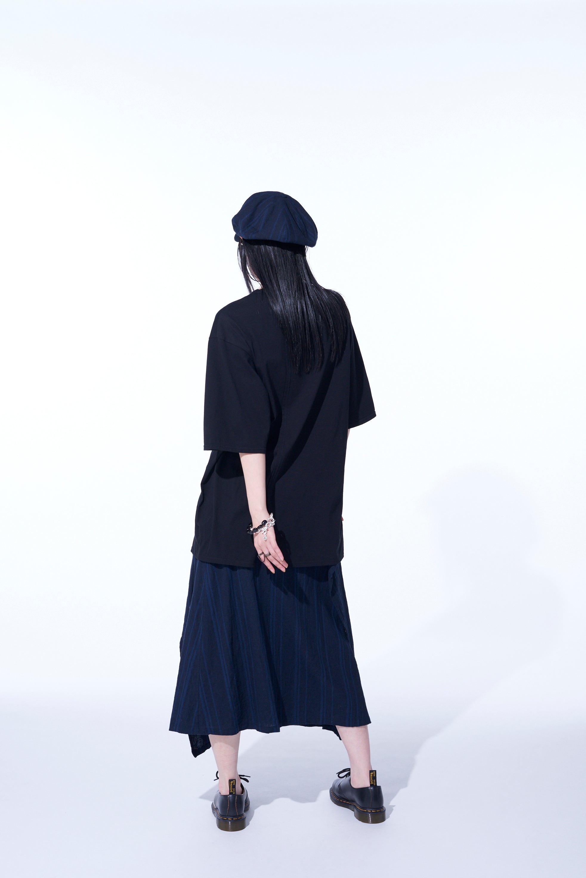 Soft Cotton Jersey Vertically Grafted T-Shirt with Side Slit Hem - Casual Streetwear & Layering Essential for Men & Women